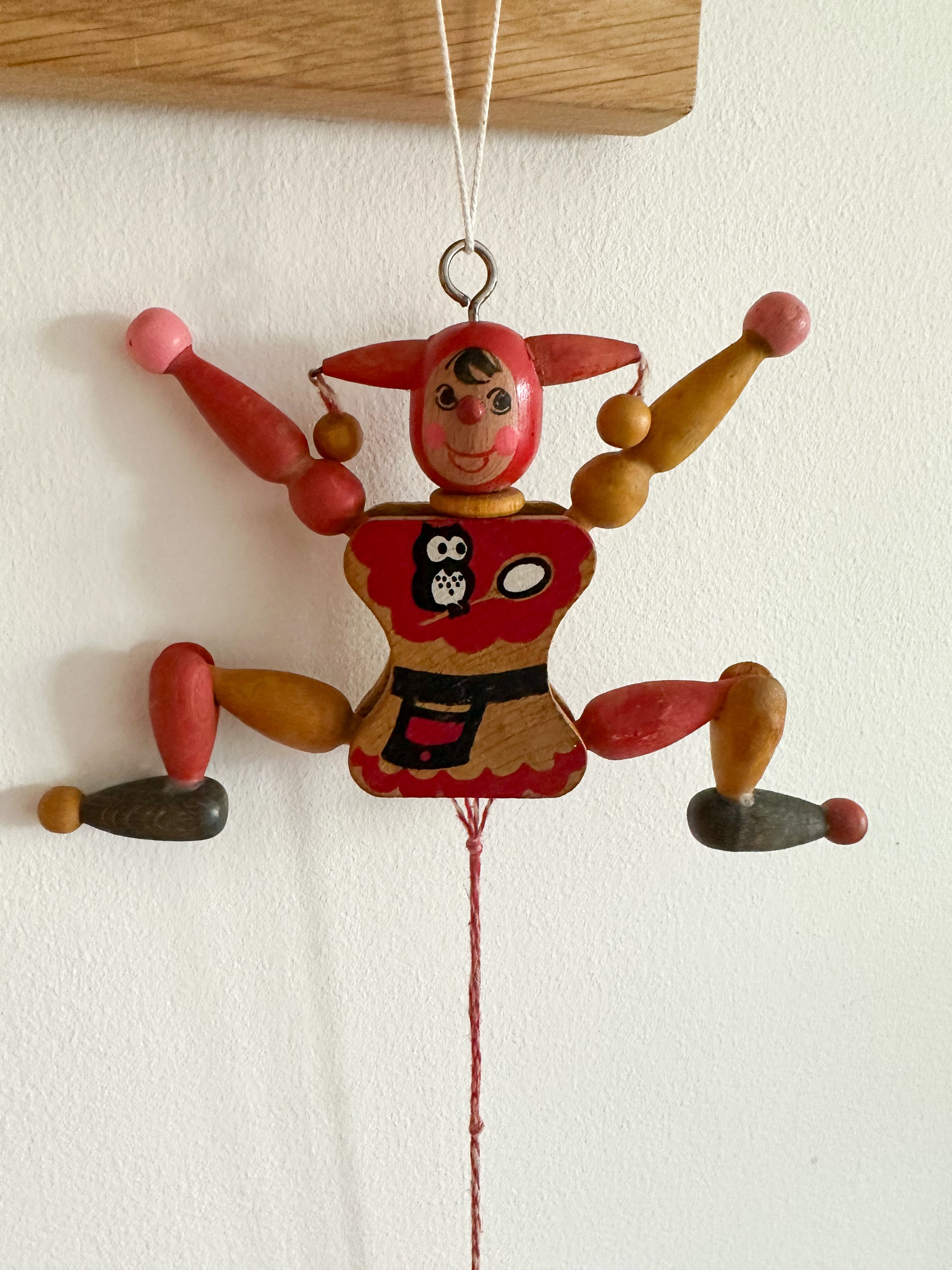 Vintage 1970 Austrian wooden jester jumping jack string puppet or 'hampelmann', by M. Gschnitzer - Moppet