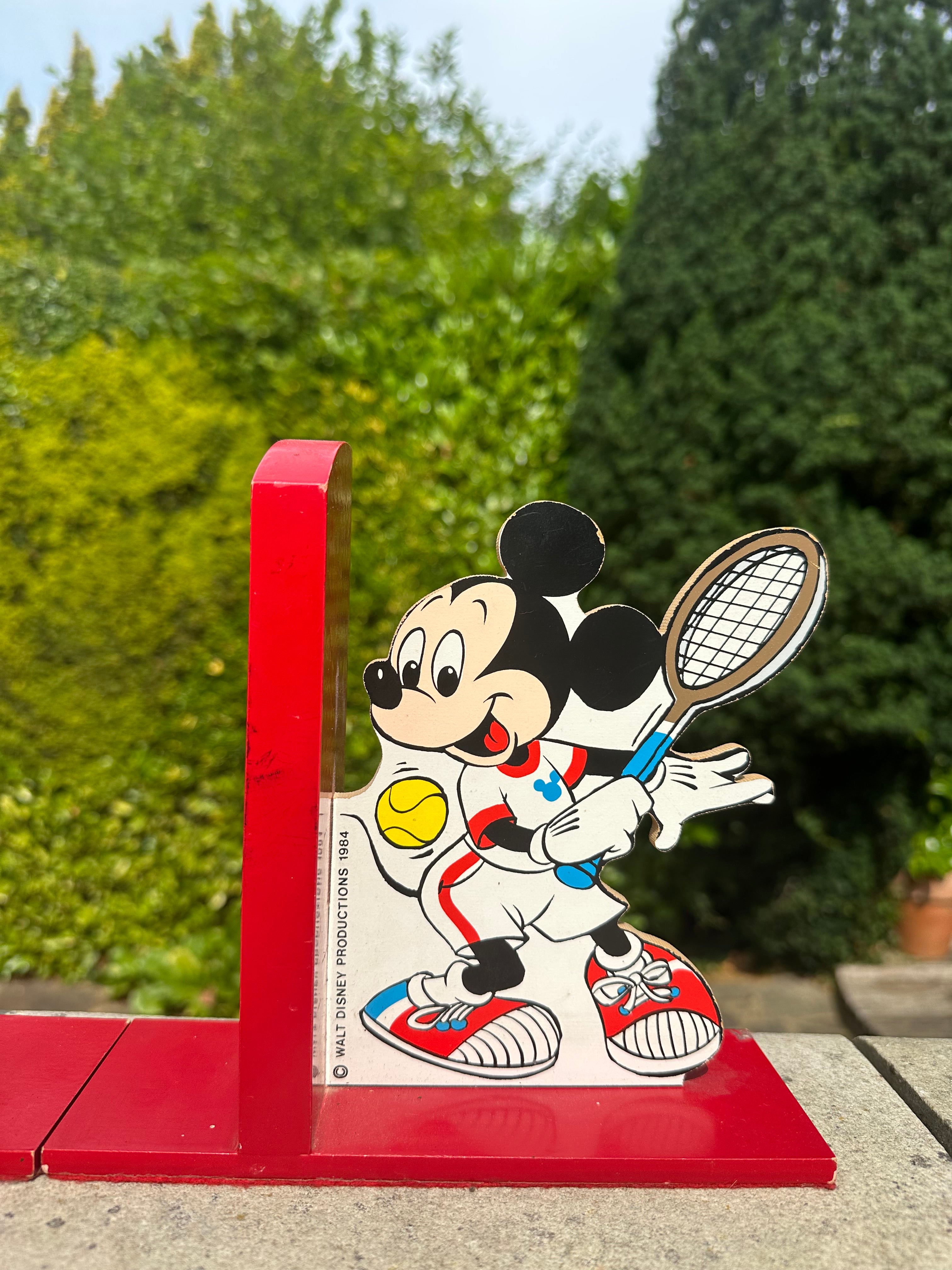 Pair of rare vintage French wooden Mickey Mouse & Minne Mouse playing tennis Disney bookends, by Vilac - Moppet