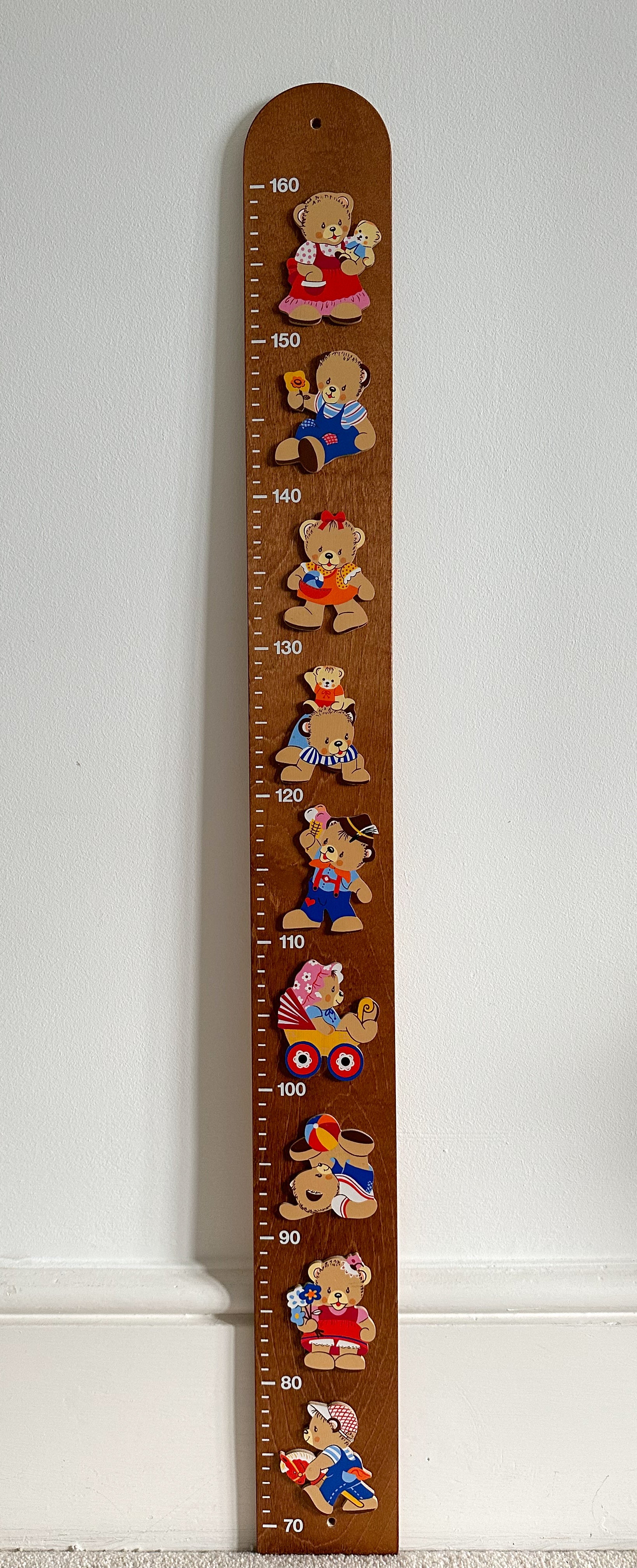 Vintage 1980s German wooden bear themed measuring stick or height chart, by Mertens Kunst - Moppet