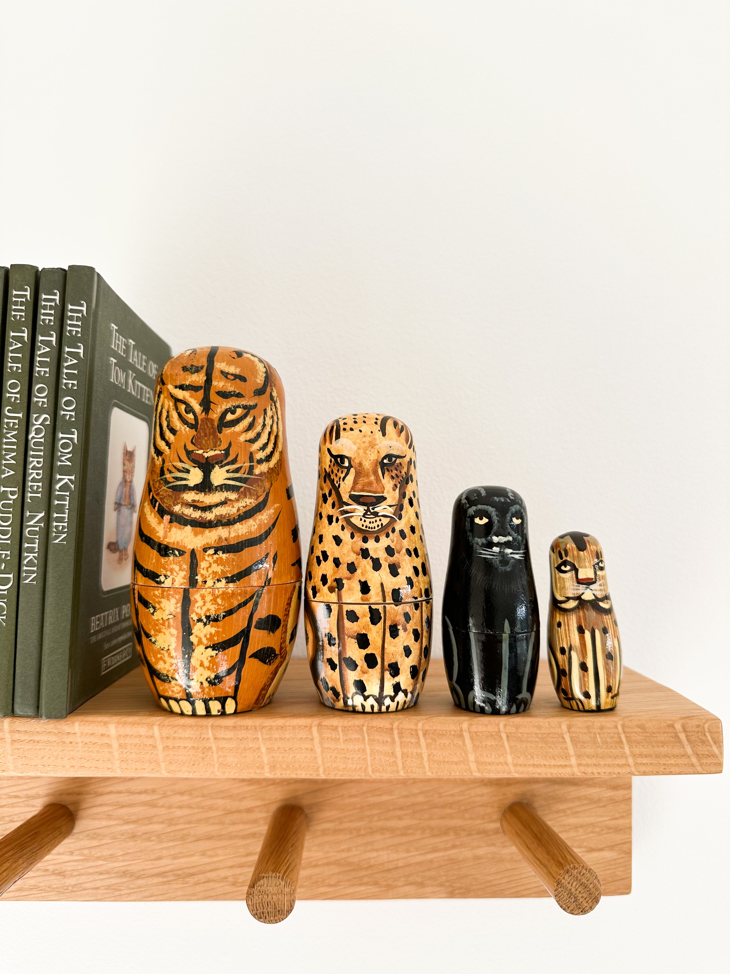 Vintage wooden big cat nesting Russian Matryoshka dolls with tiger, leopard, puma/panther, cheetah - Moppet