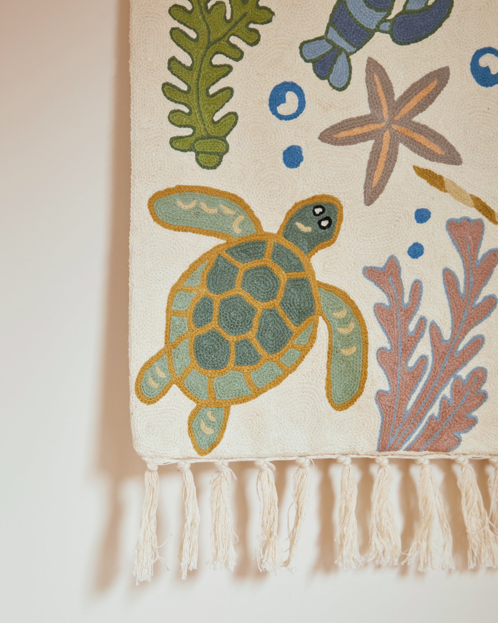 Ocean tapestry, Sumbal
