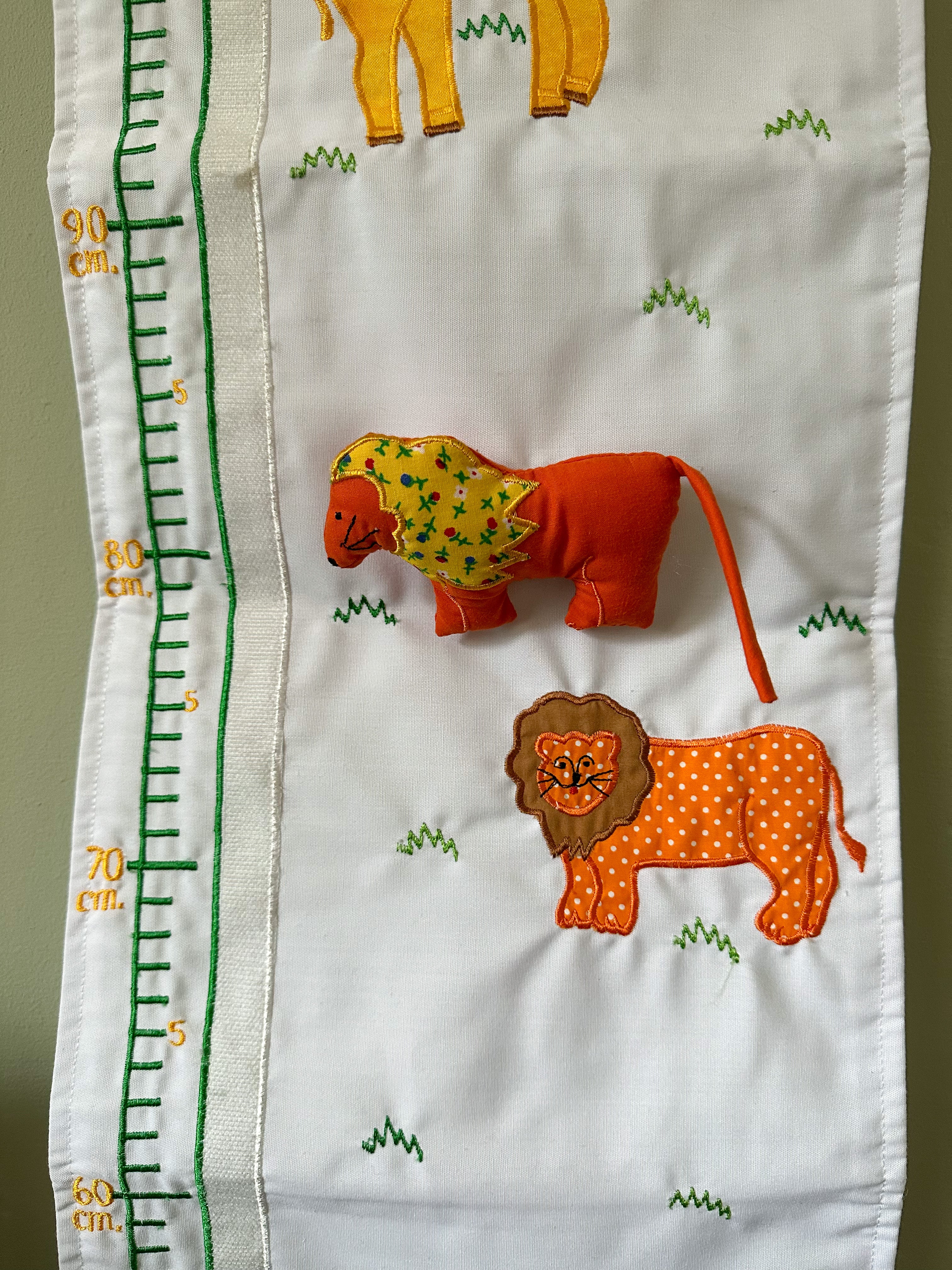 Vintage Noah’s Ark fabric height chart / growth chart / measuring stick - Moppet
