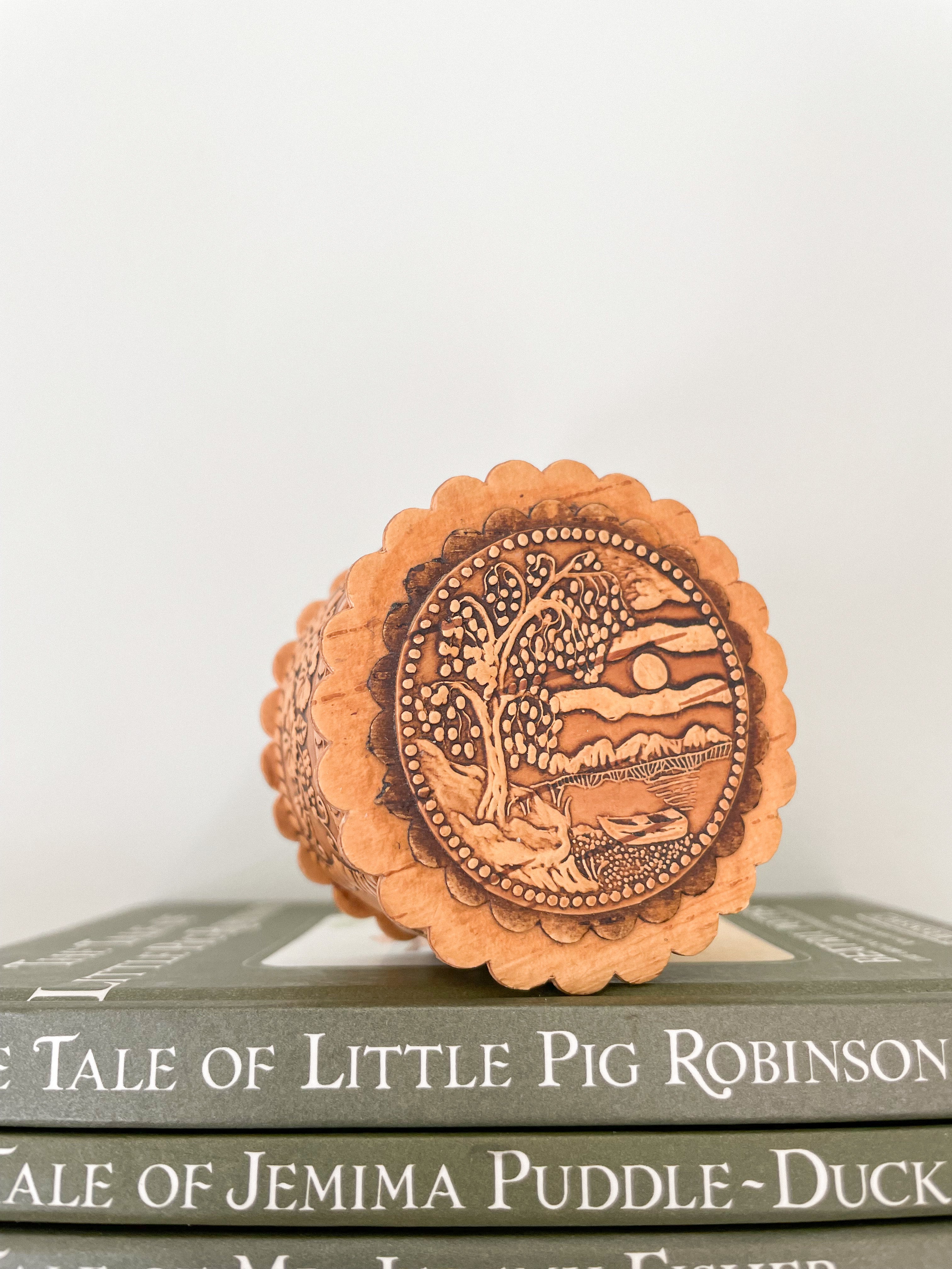 Vintage cork hand-carved floral trinket box / money box / piggy bank with scalloped edge - Moppet
