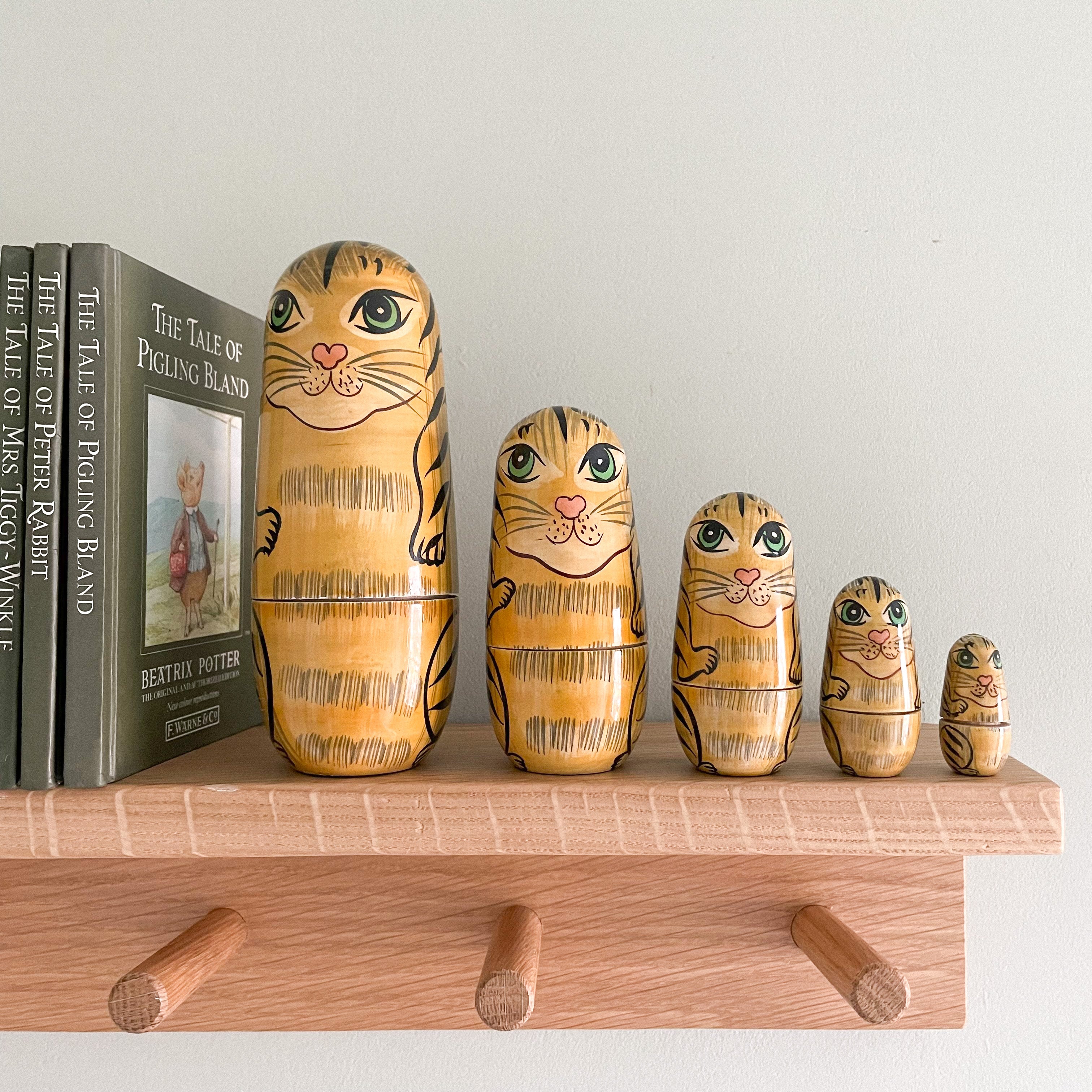 Vintage wooden nesting cat ‘Russian’ dolls - Moppet