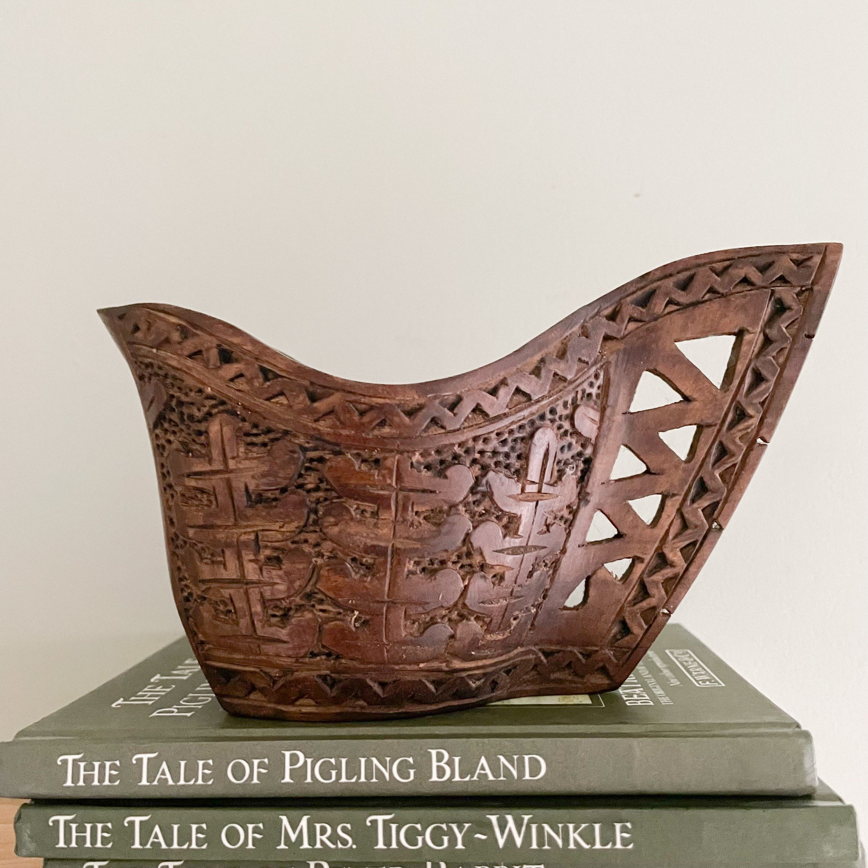 Vintage Scandinavian Kuksa cup hand carved with a stylised acanthus design - Moppet