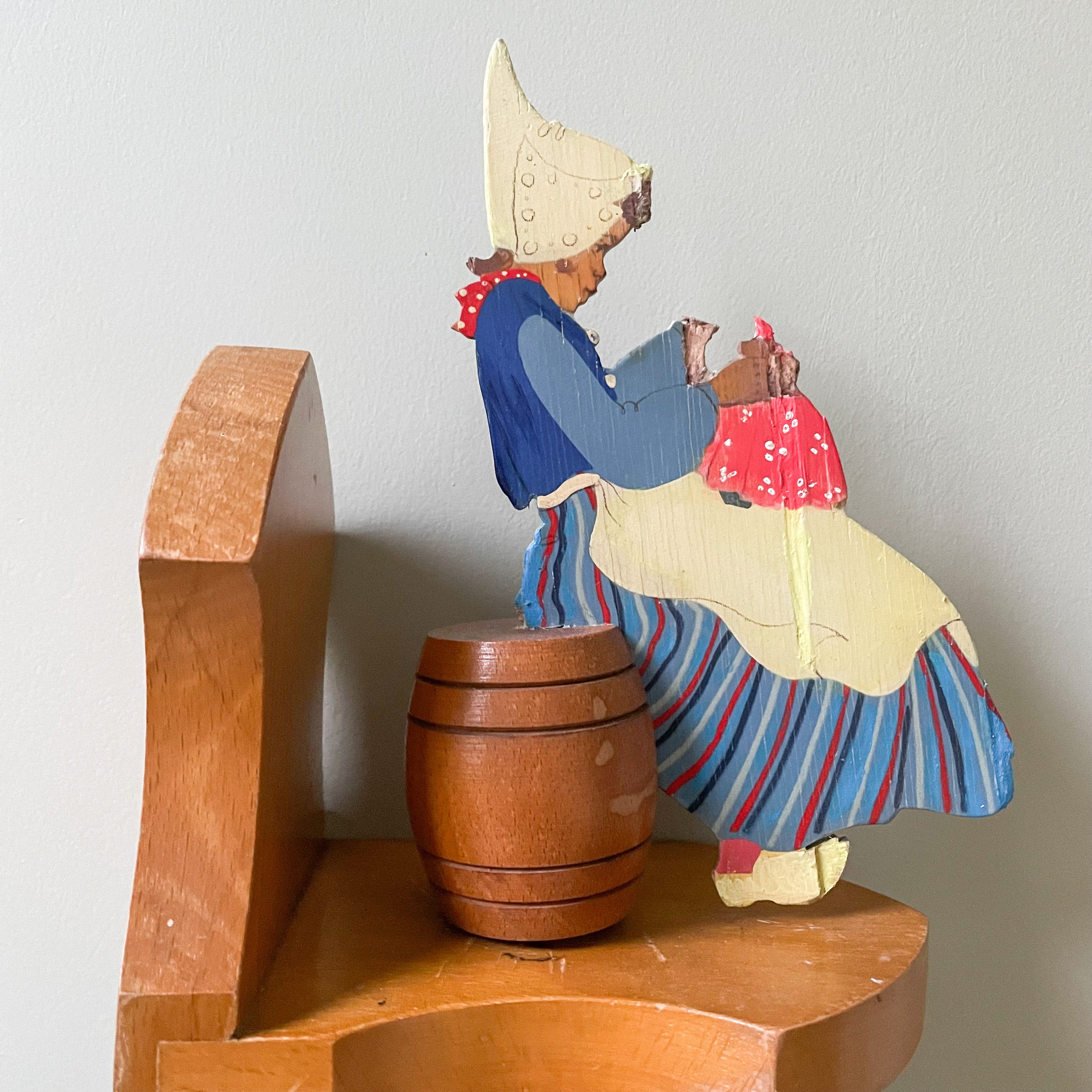 Vintage 1940/50s German wooden bookends in the style of Mertens Kunst - Moppet