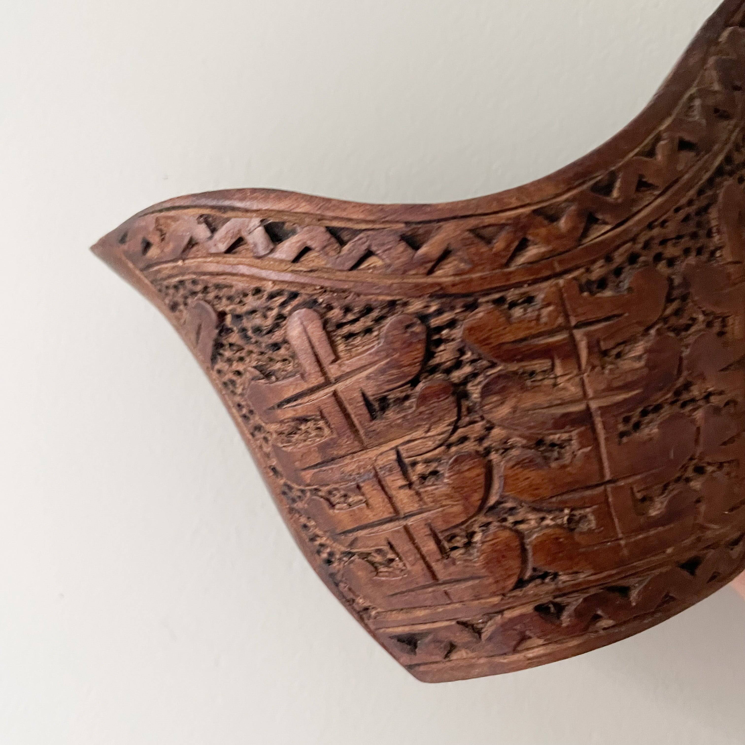 Vintage Scandinavian Kuksa cup hand carved with a stylised acanthus design - Moppet
