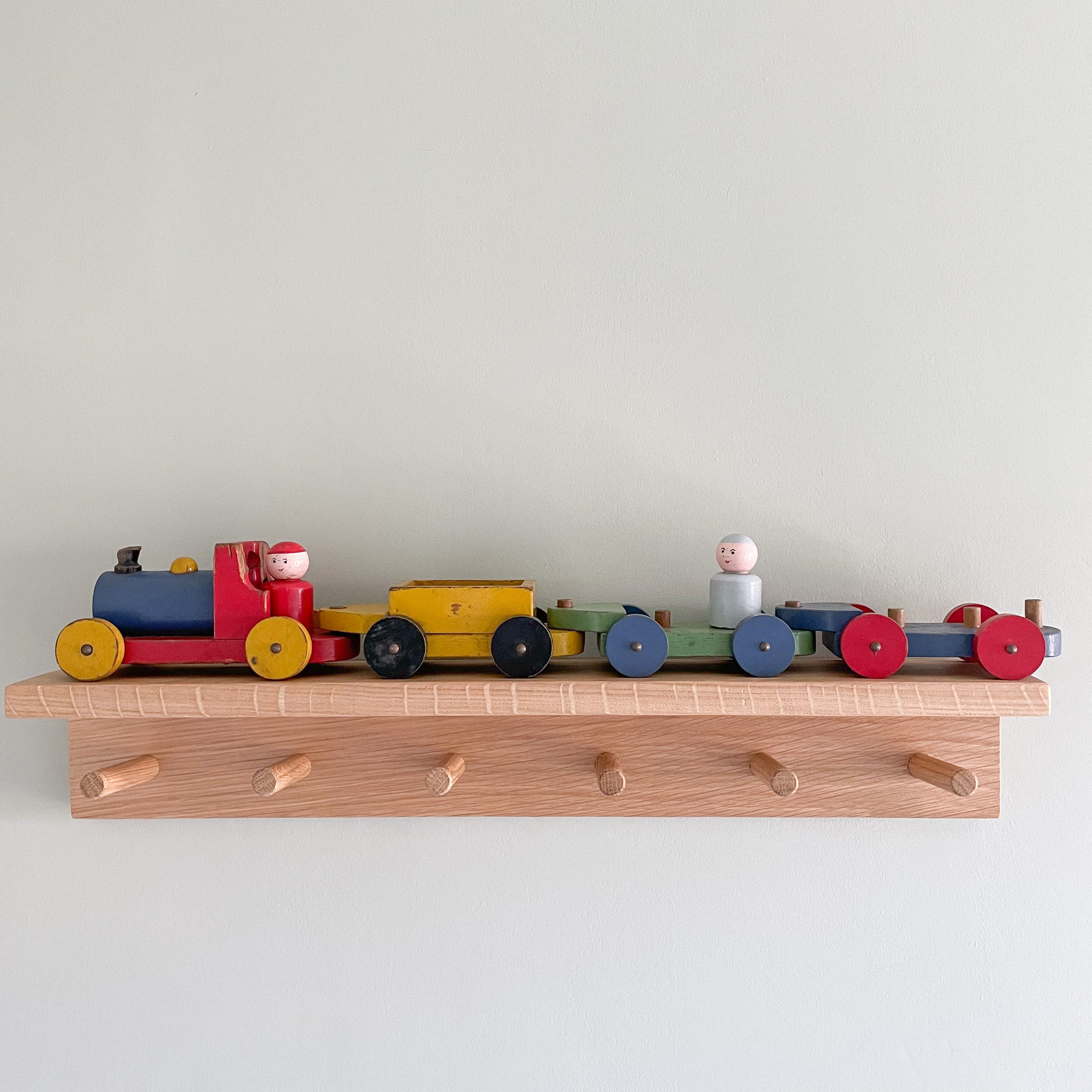 Vintage 1950s wooden Escor train, British made - Moppet