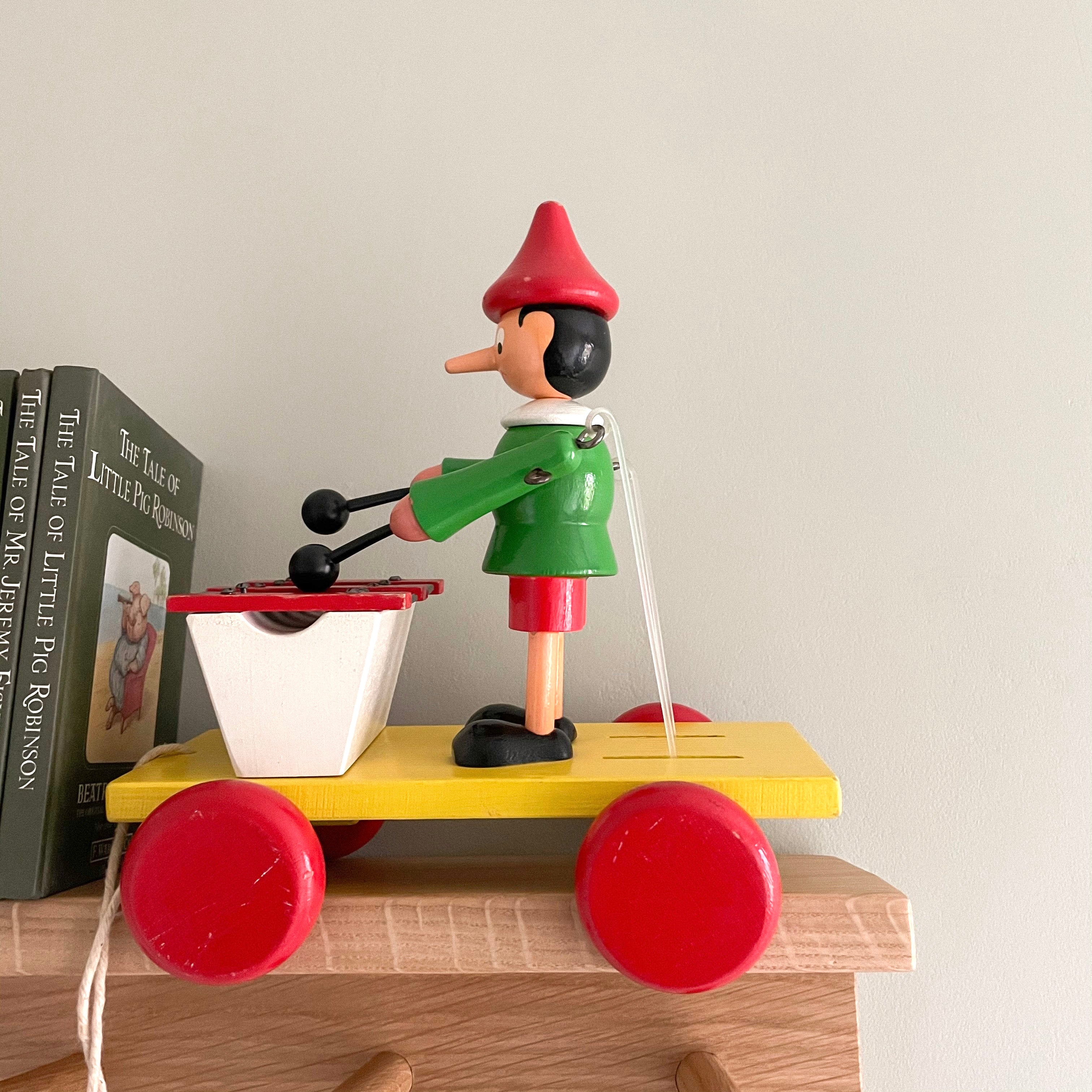 Vintage 1950s wooden Pinocchio pull-along toy - Moppet
