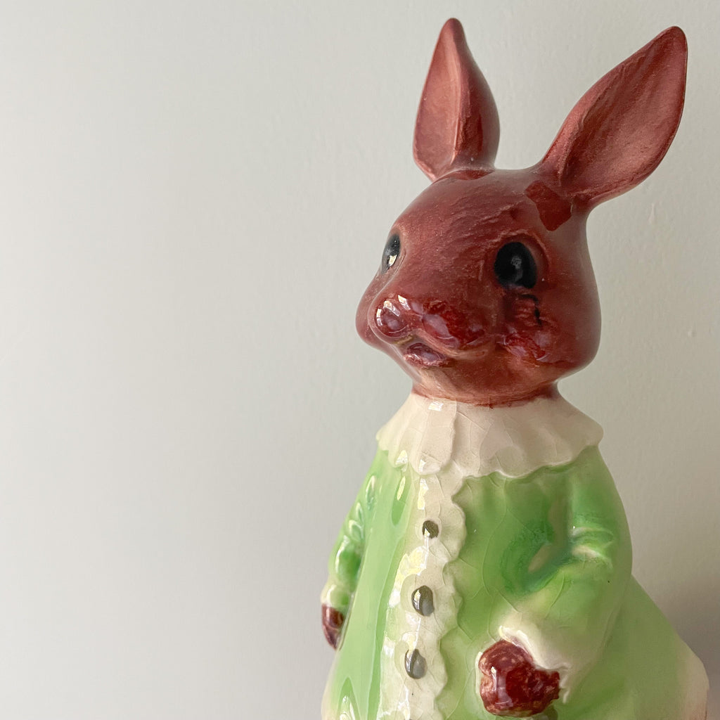 Vintage pair of ceramic Easter bunnies / rabbits - Moppet