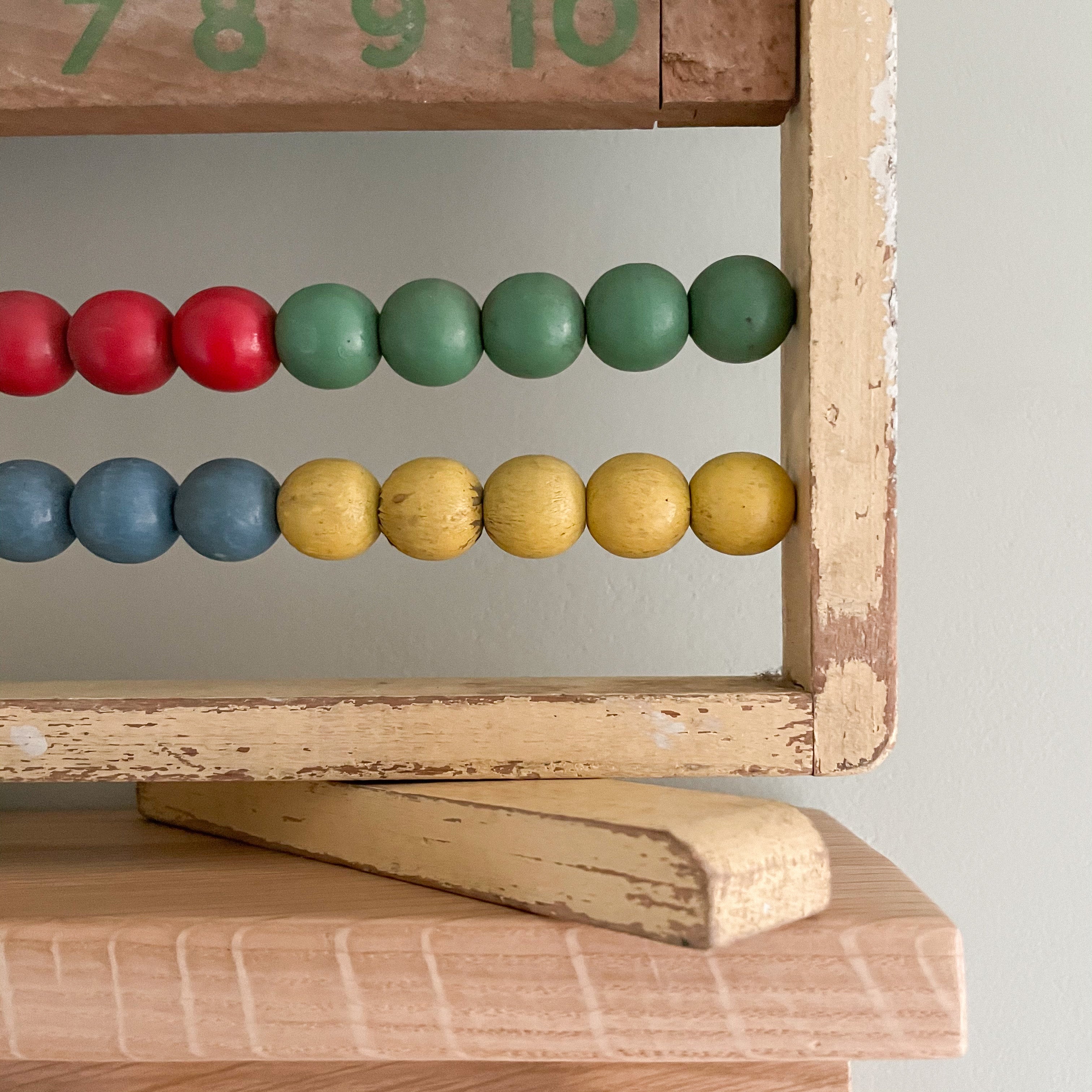 Vintage 1940s wooden blackboard and abacus - Moppet