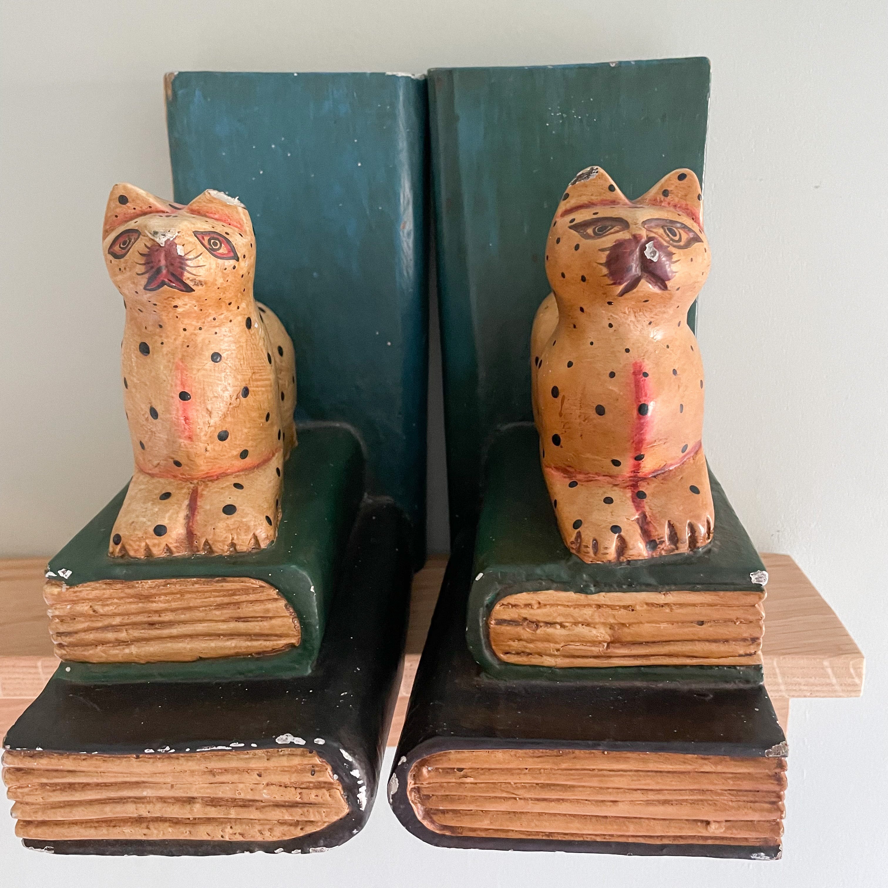 Pair of vintage wooden spotty leopard big cat bookends - Moppet