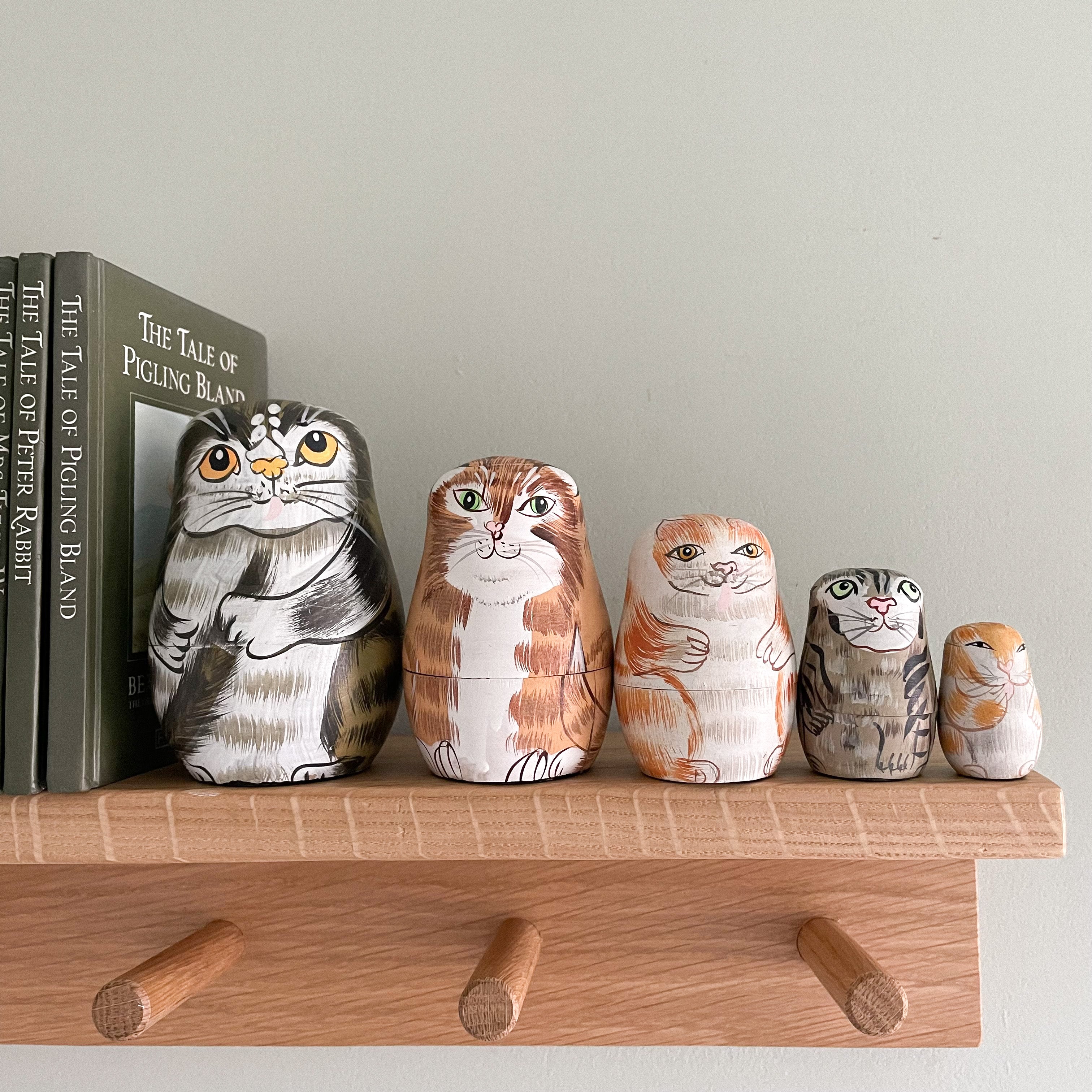 Vintage wooden nesting cat ‘Russian’ dolls - Moppet