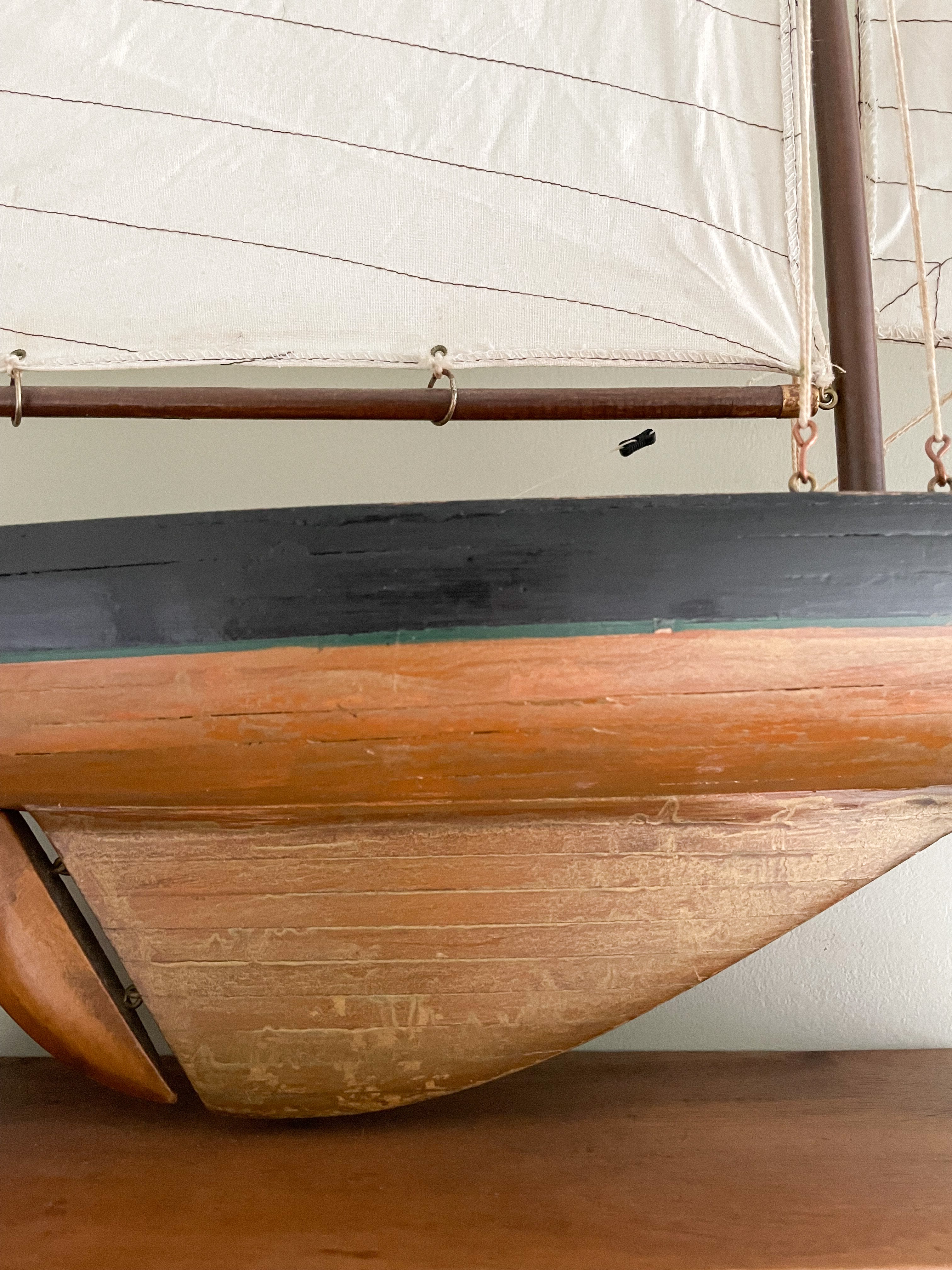 Vintage wooden model sailing boat, pond yacht or ship - Moppet