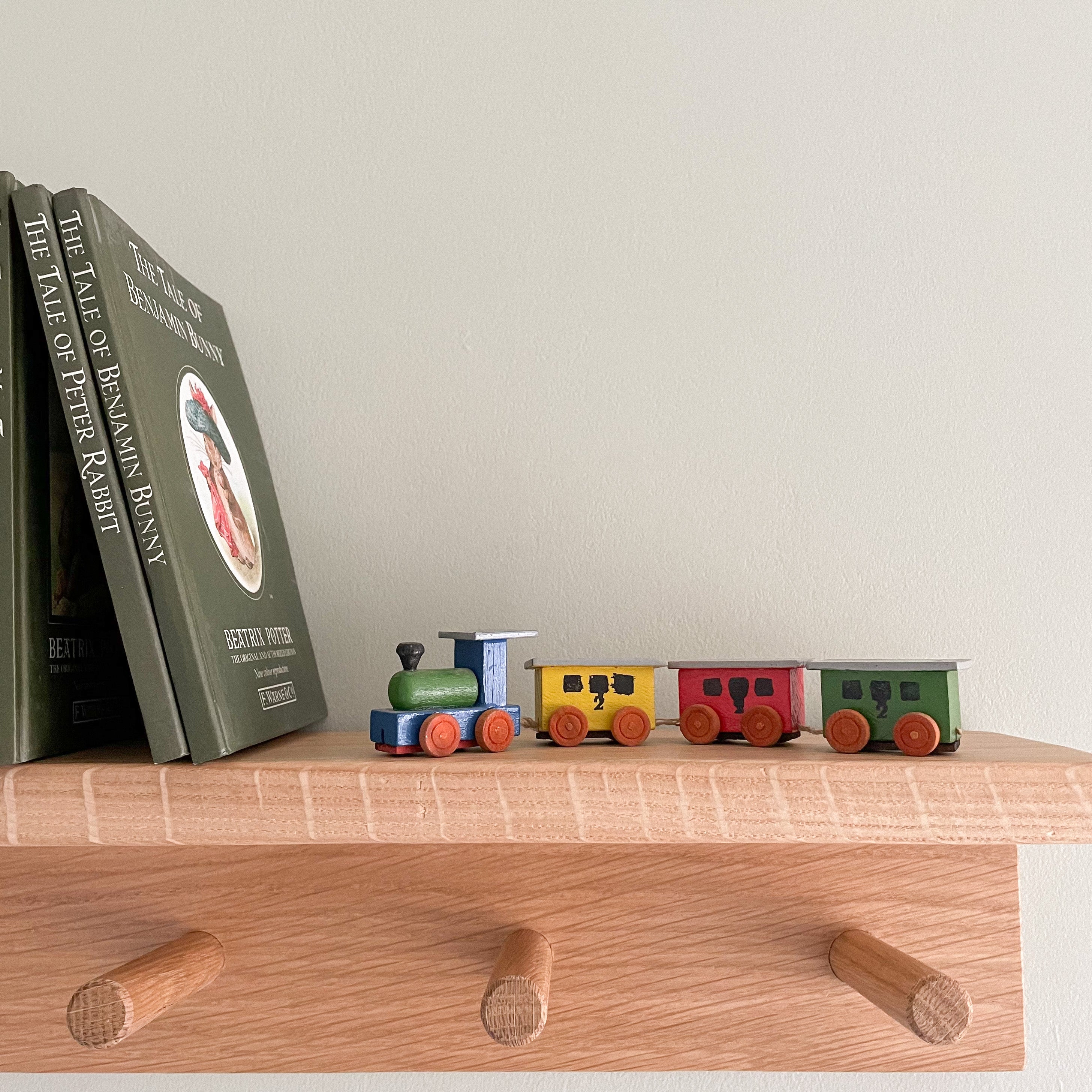 Vintage German wooden train, made in the German Democratic Republic - Moppet