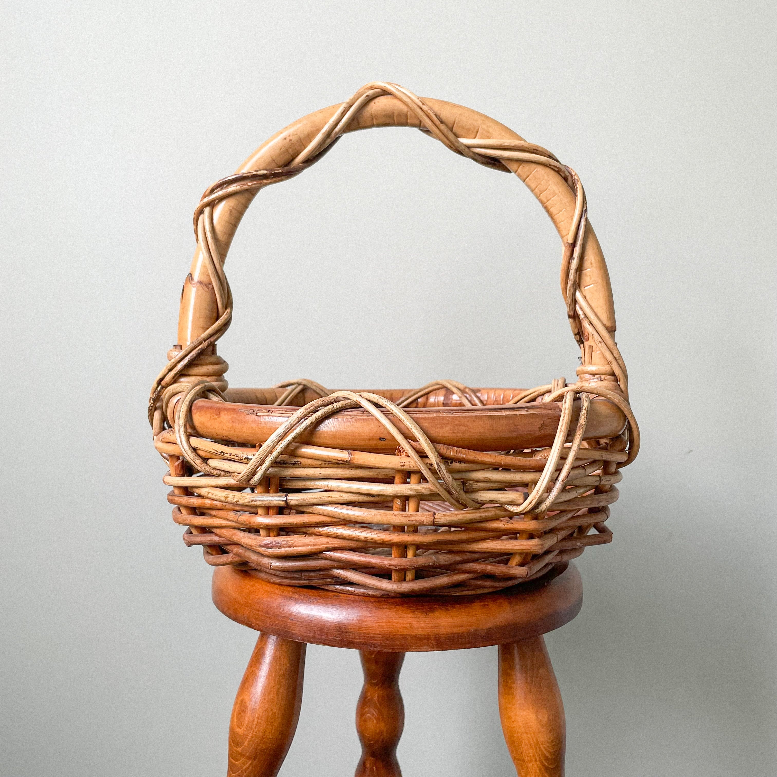 Large wicker and bamboo basket, Easter Basket with handle - Moppet