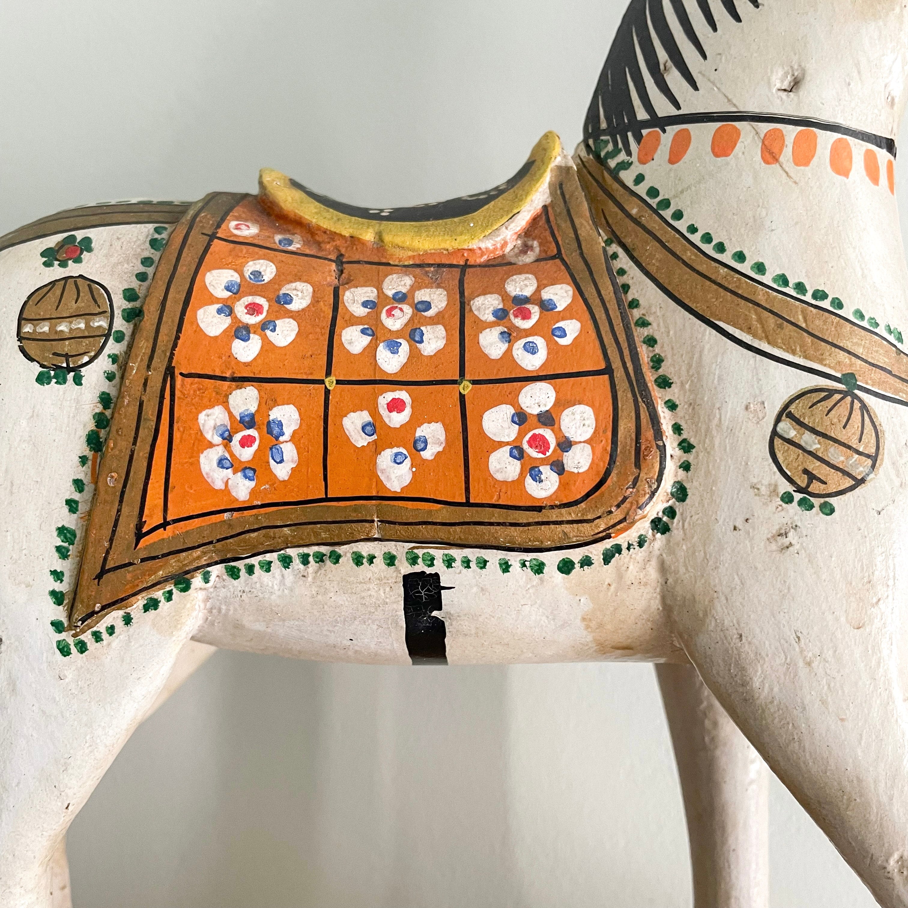 Vintage wooden folk art hand-painted horse - Moppet