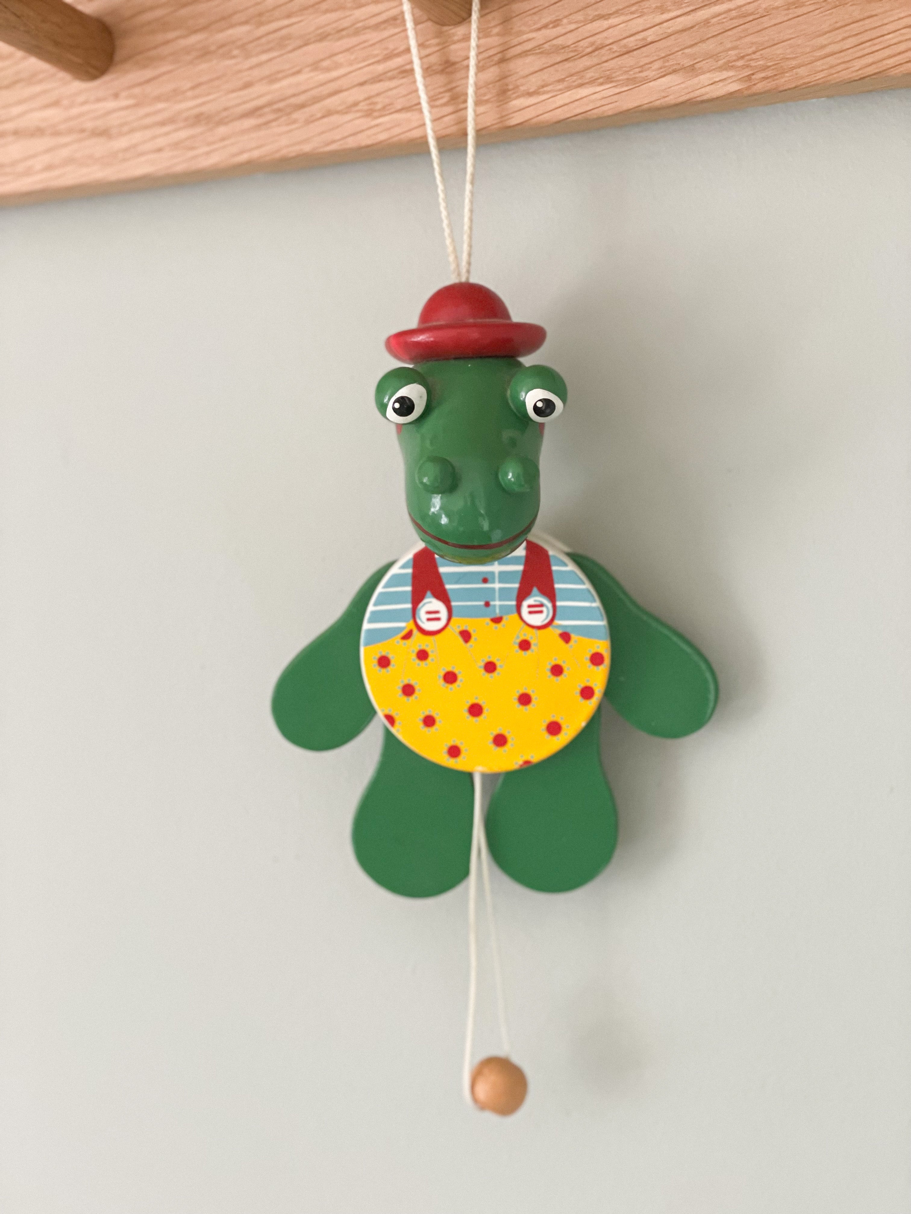 Vintage Italian wooden crocodile or alligator jumping-jack puppet pull toy - Moppet