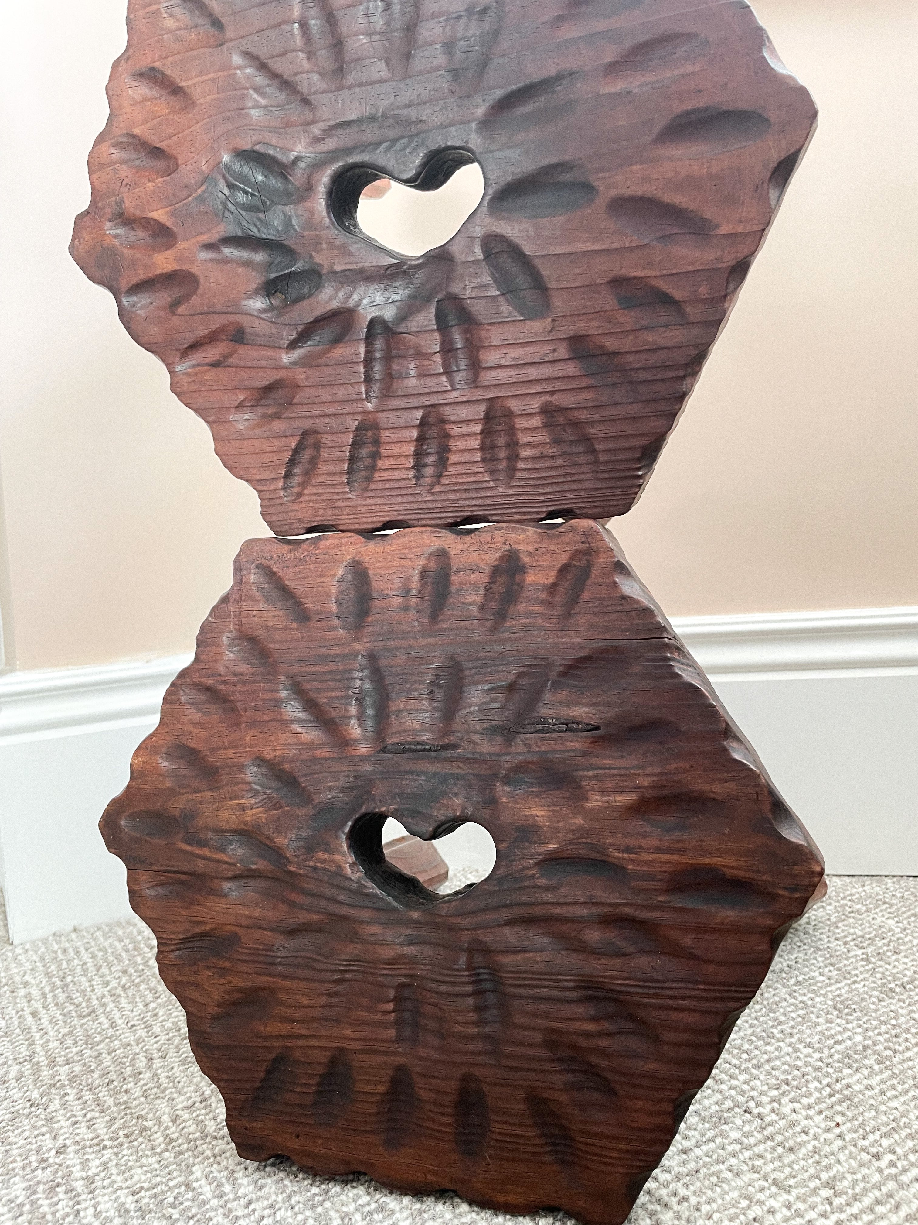 Pair of vintage French pine hand-carved heart stools in Breton style - Moppet