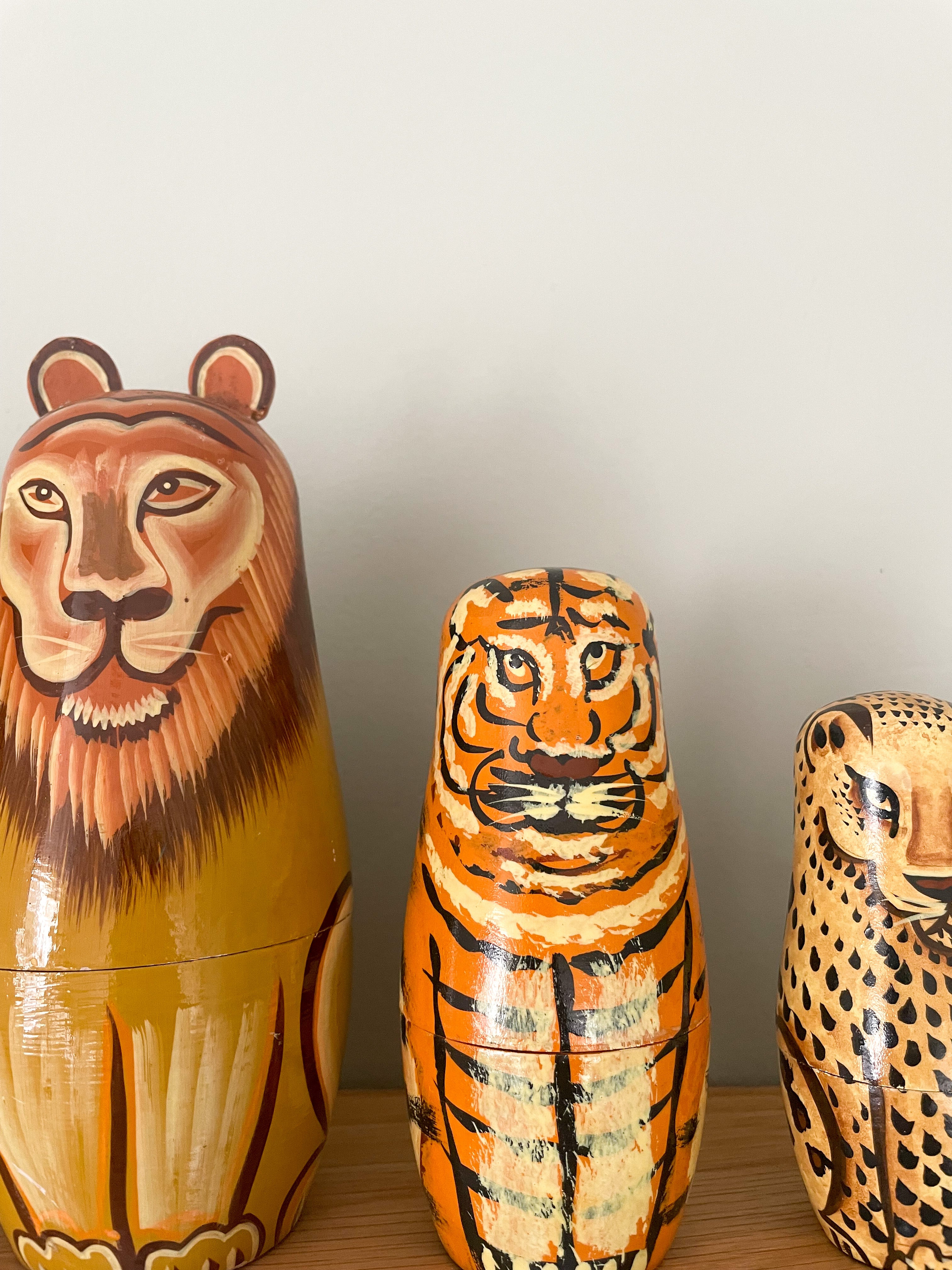 Vintage wooden big cat nesting Russian Matryoshka dolls, lion, tiger, leopard, puma/panther, cheetah - Moppet