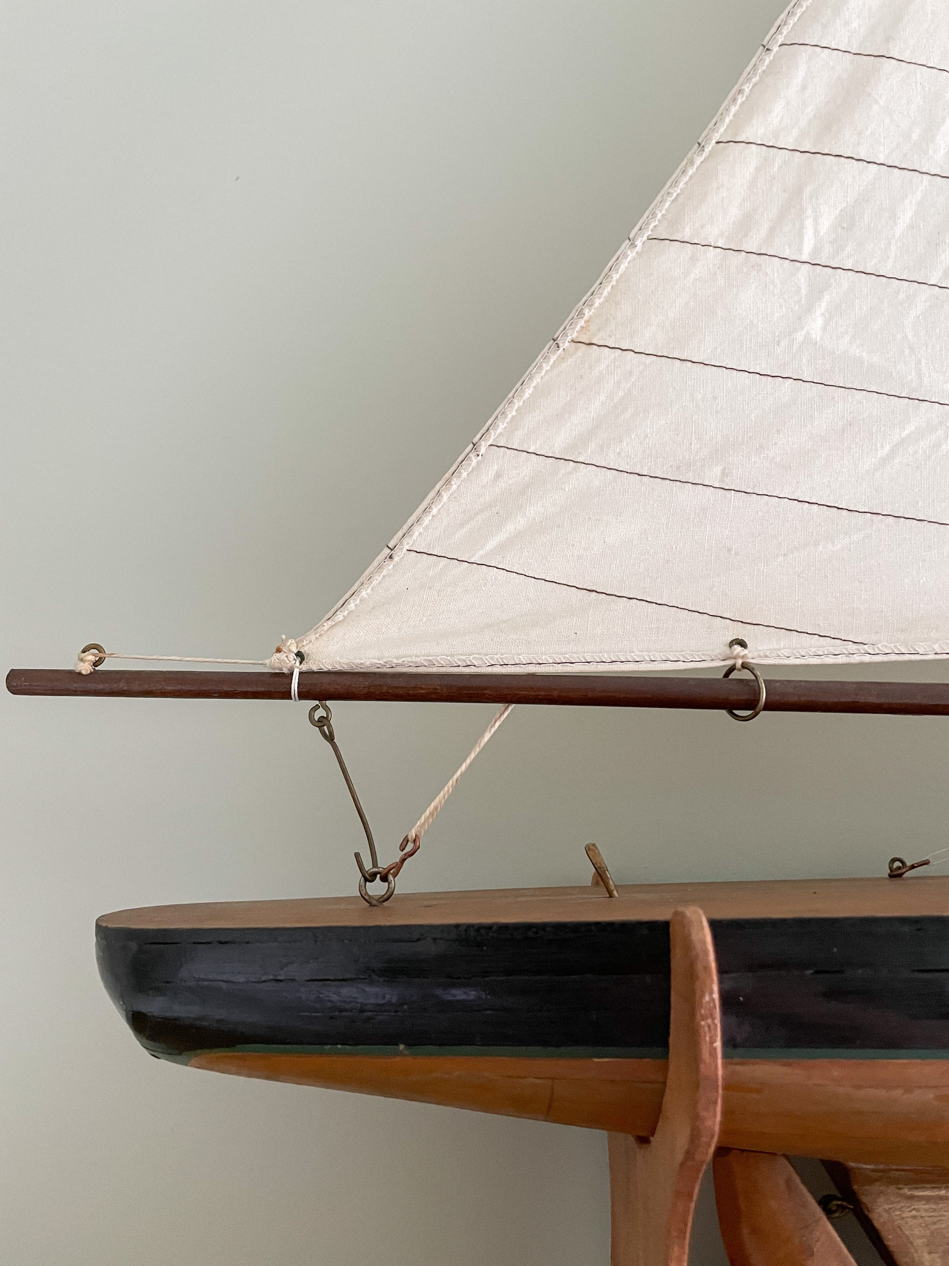 Vintage wooden model sailing boat, pond yacht or ship - Moppet