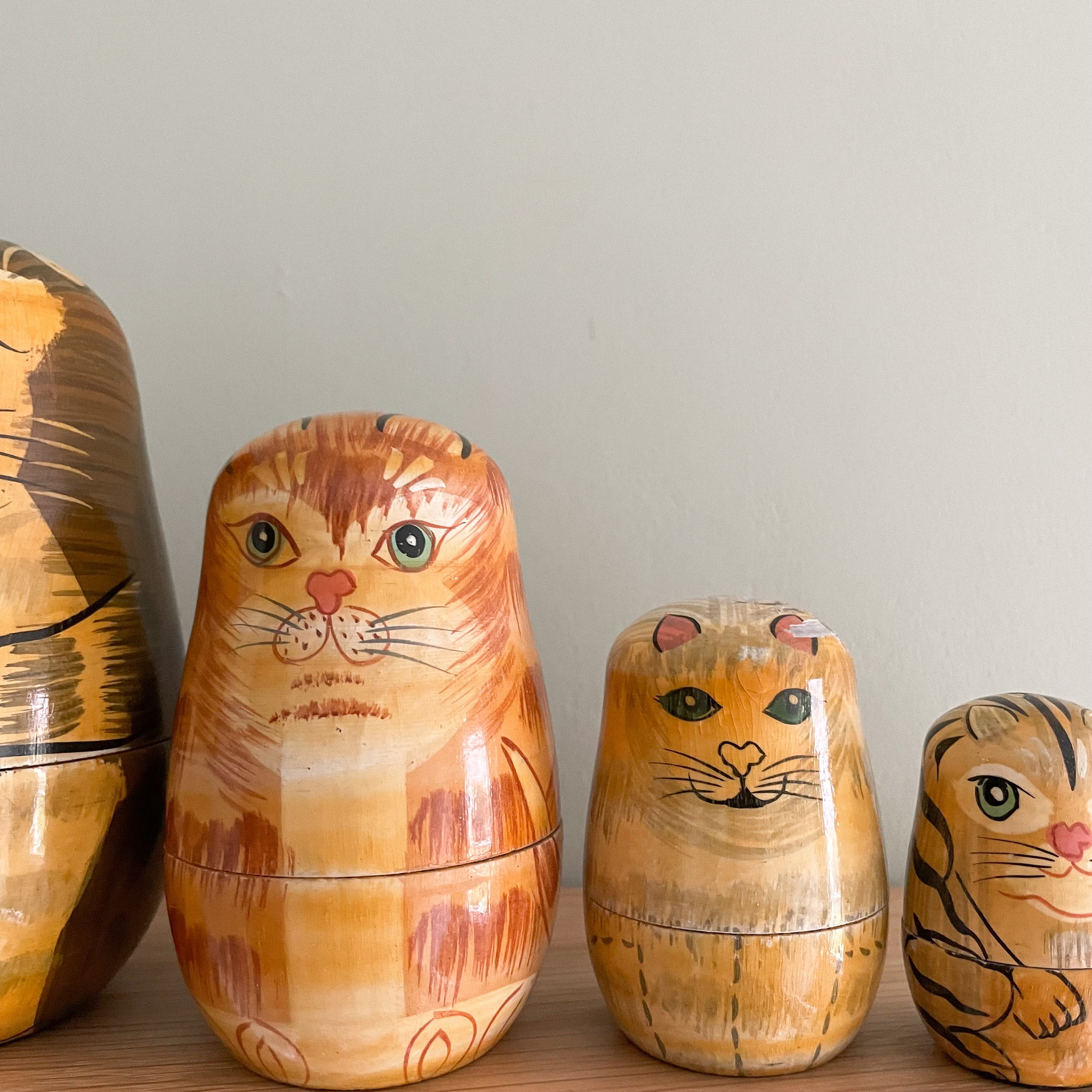 Vintage wooden nesting cat Russian Matryoshka dolls - Moppet