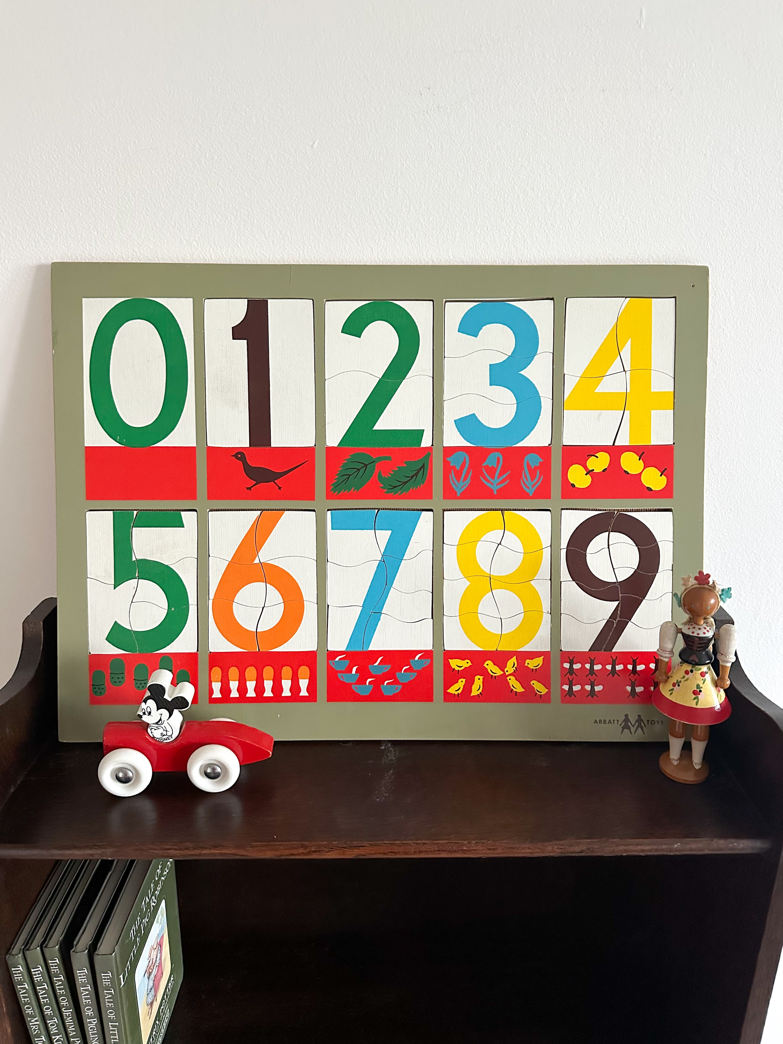 Vintage 1960s Abbatt wooden number/counting puzzle - Moppet