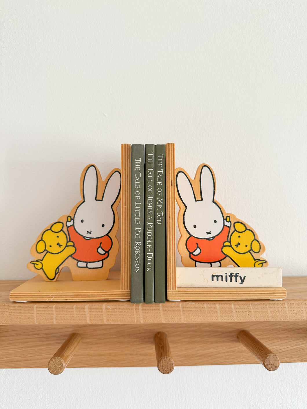 Pair of vintage wooden Miffy rabbit bookends, by Dick Bruna - Moppet
