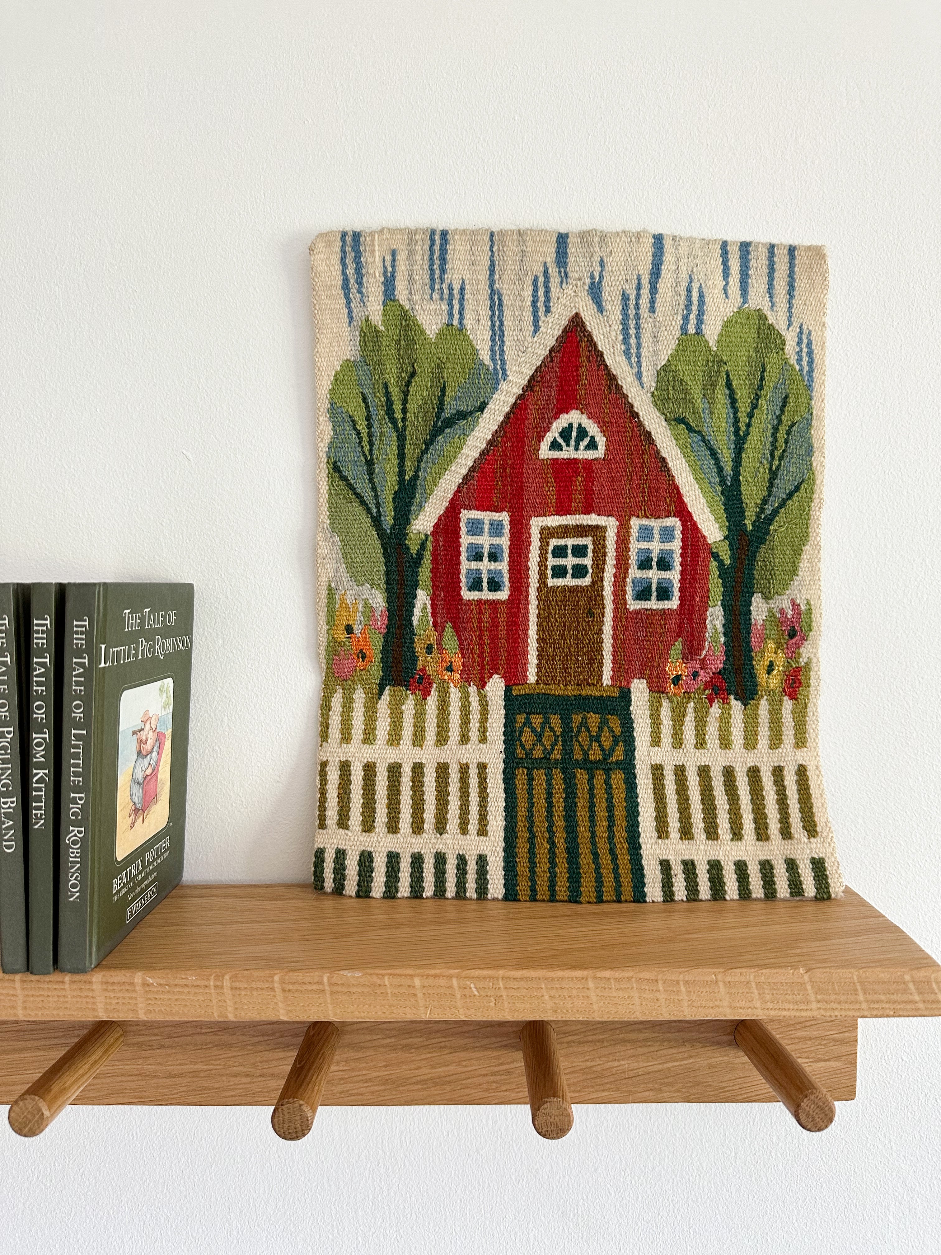 Vintage mid-century Swedish wall-hanging tapestry panel depicting a house, hand woven Flemish weave twist stitch - Moppet
