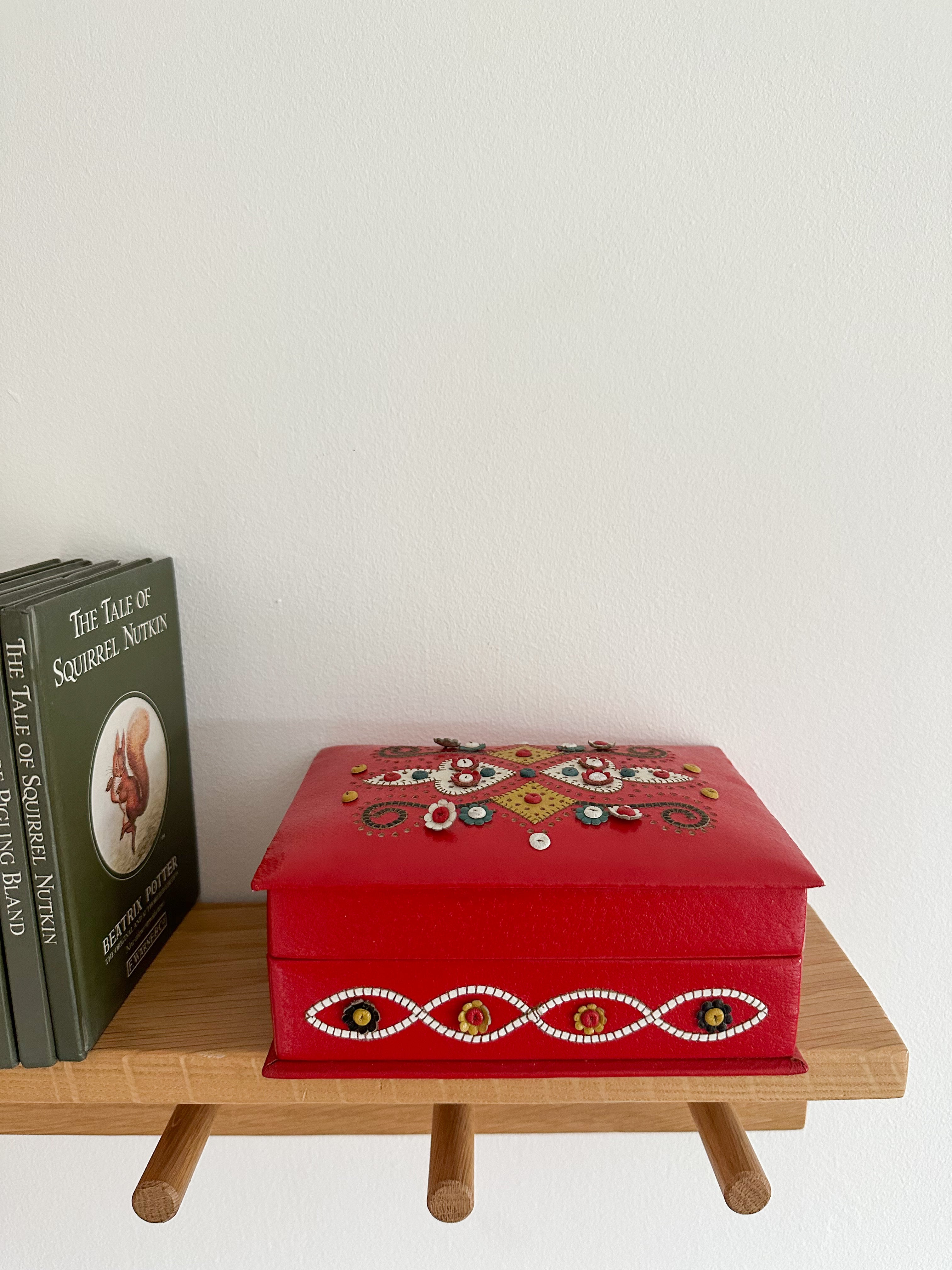 Vintage 1980s red leather embroidered jewellery/treasure box - Moppet