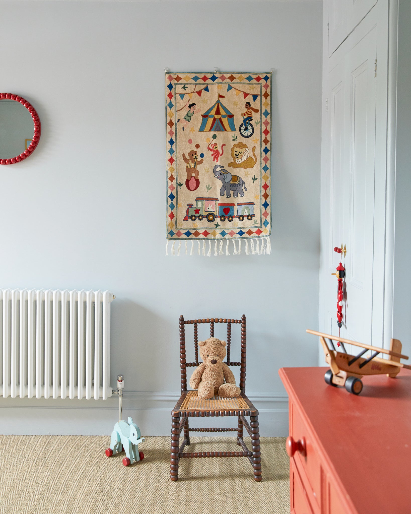 Circus tapestry, Anchar