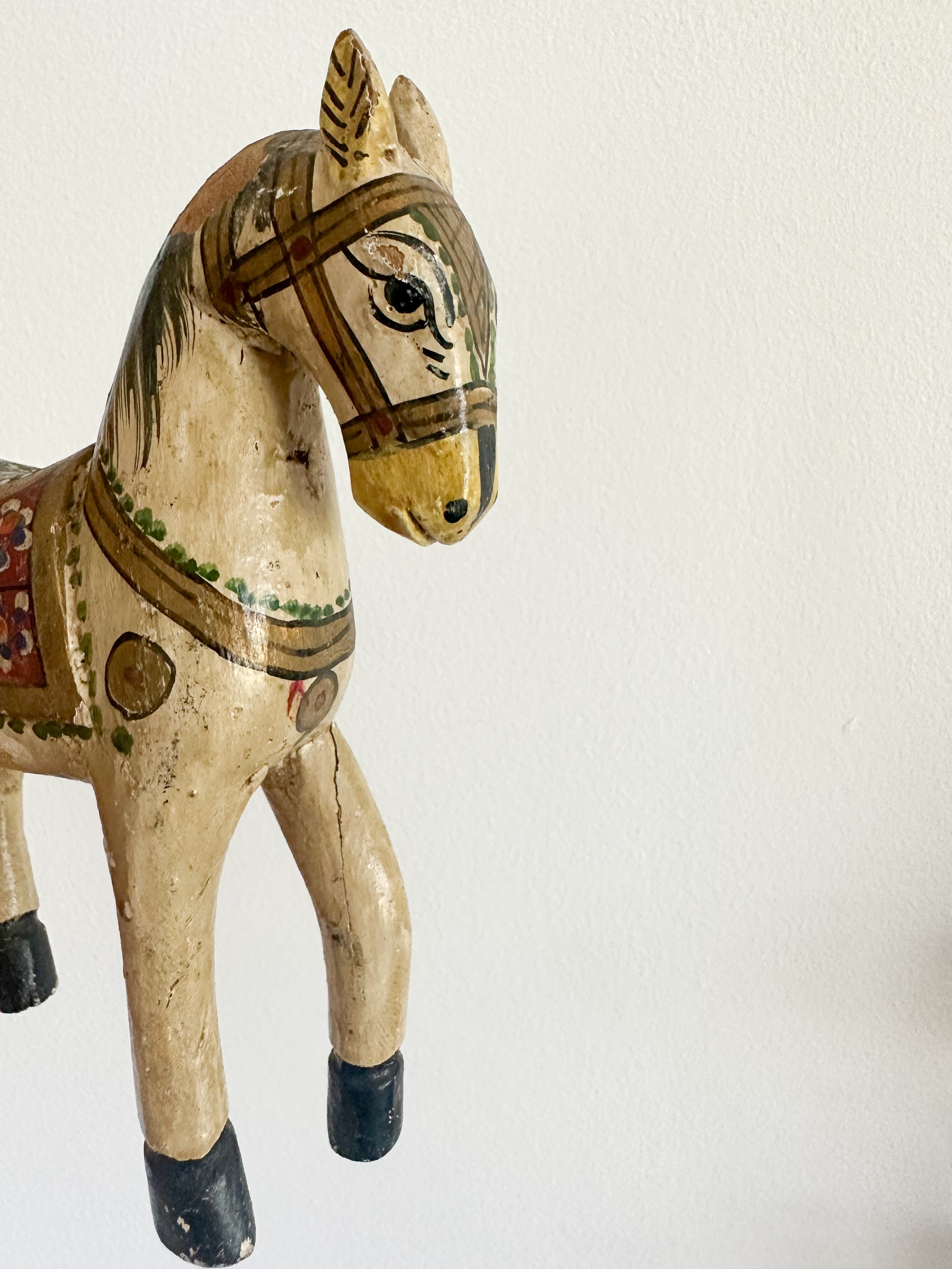 Vintage wooden folk art hand-painted horse - Moppet