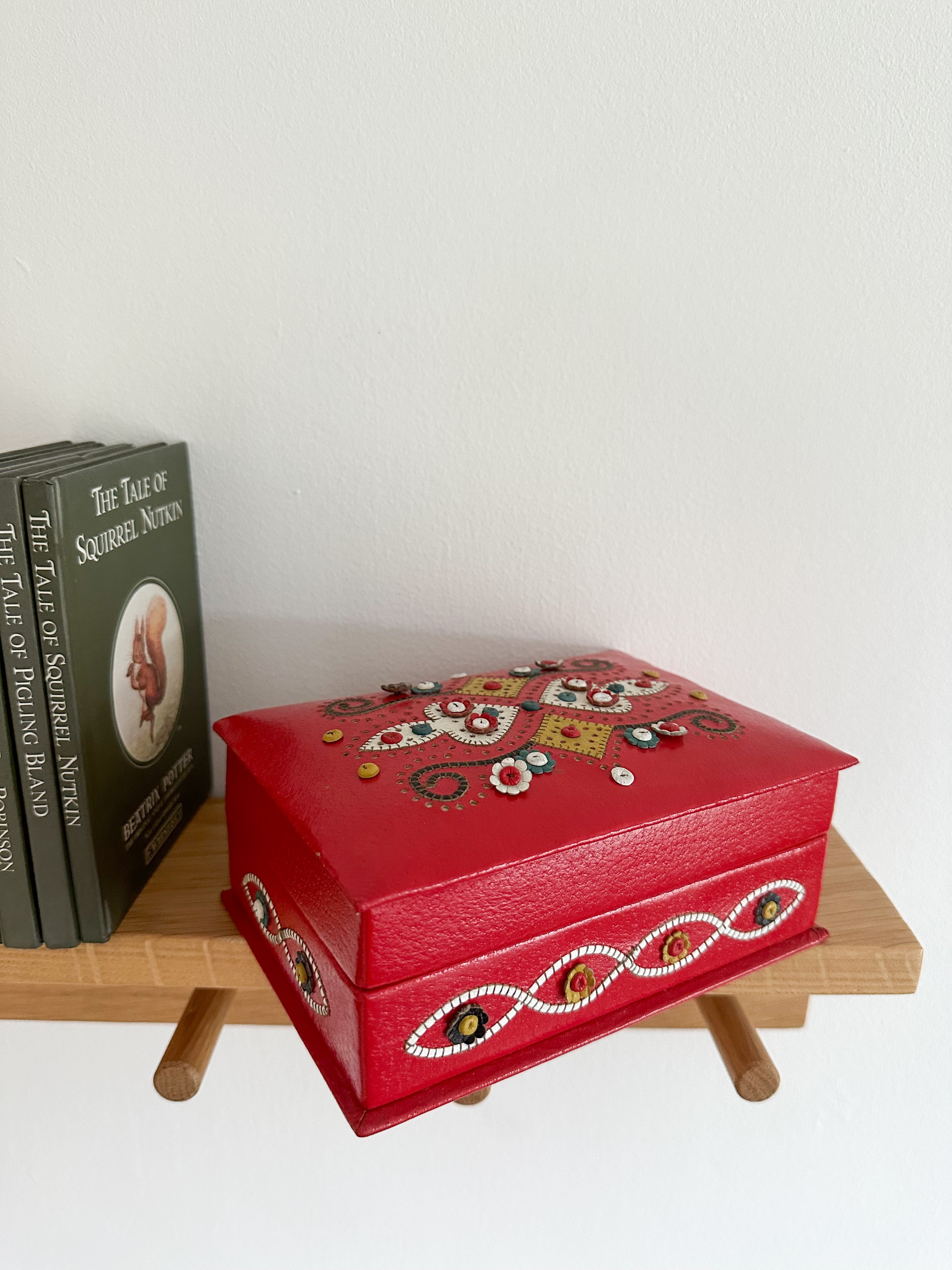 Vintage 1980s red leather embroidered jewellery/treasure box - Moppet