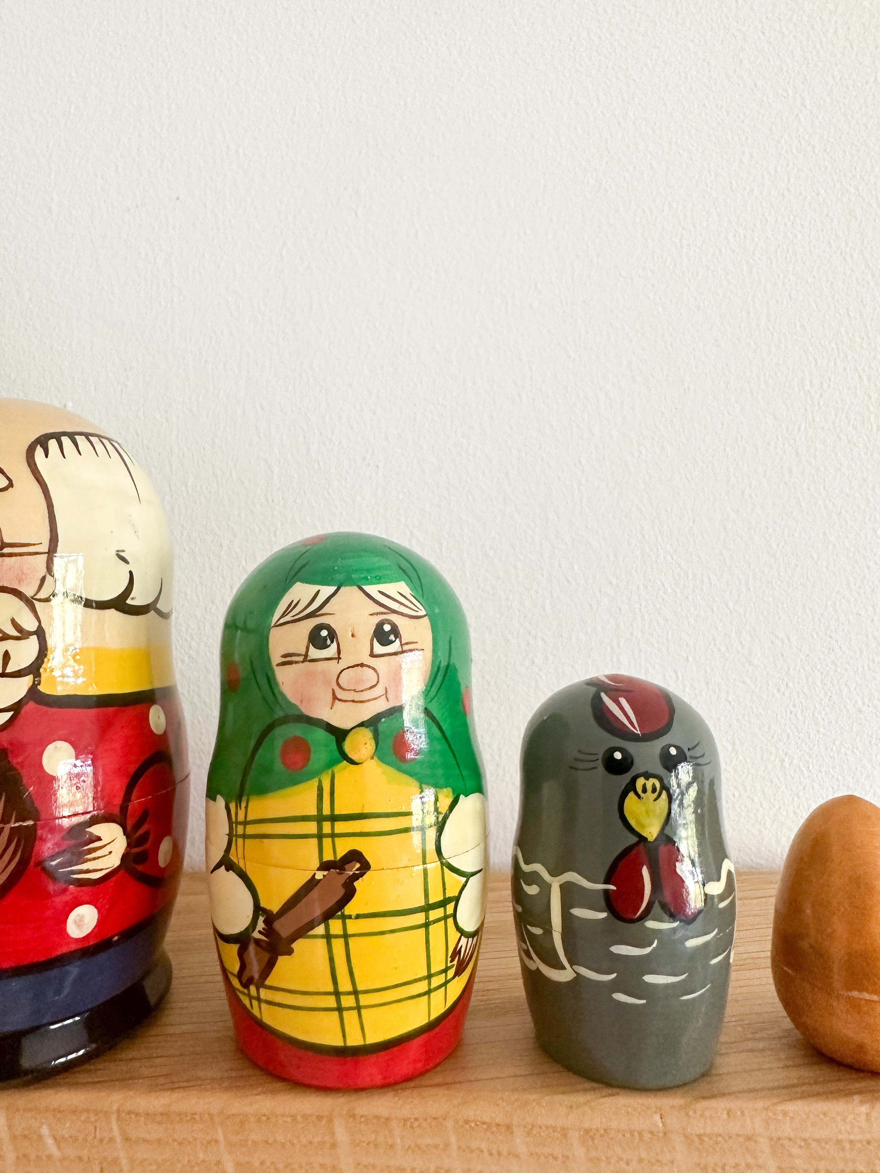 Vintage wooden nesting Russian Matryoshka dolls of the Aesop Fable 'The Hen that Laid the Golden Egg' - Moppet