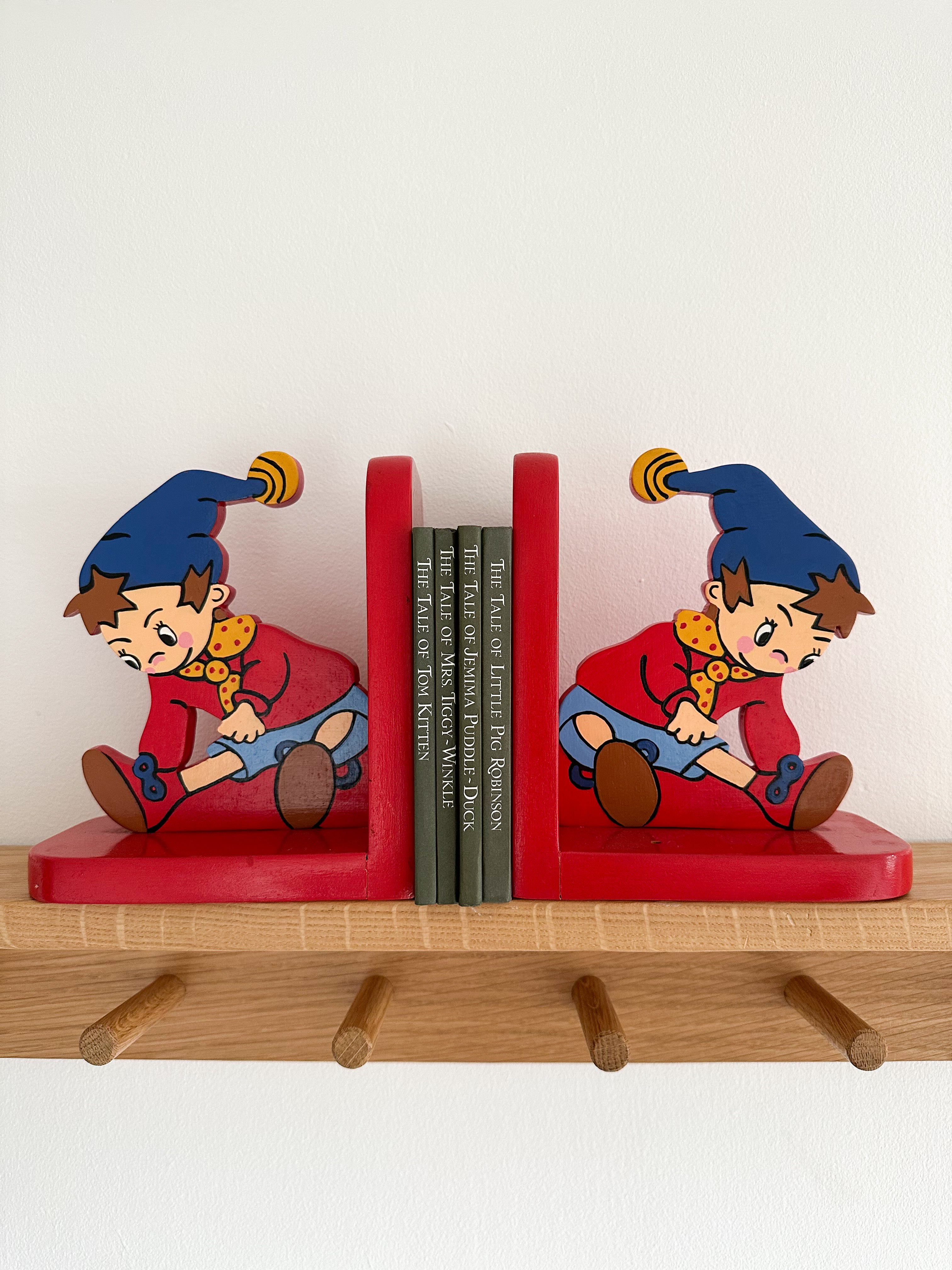 Pair of rare vintage wooden Noddy bookends, red and blue - Moppet