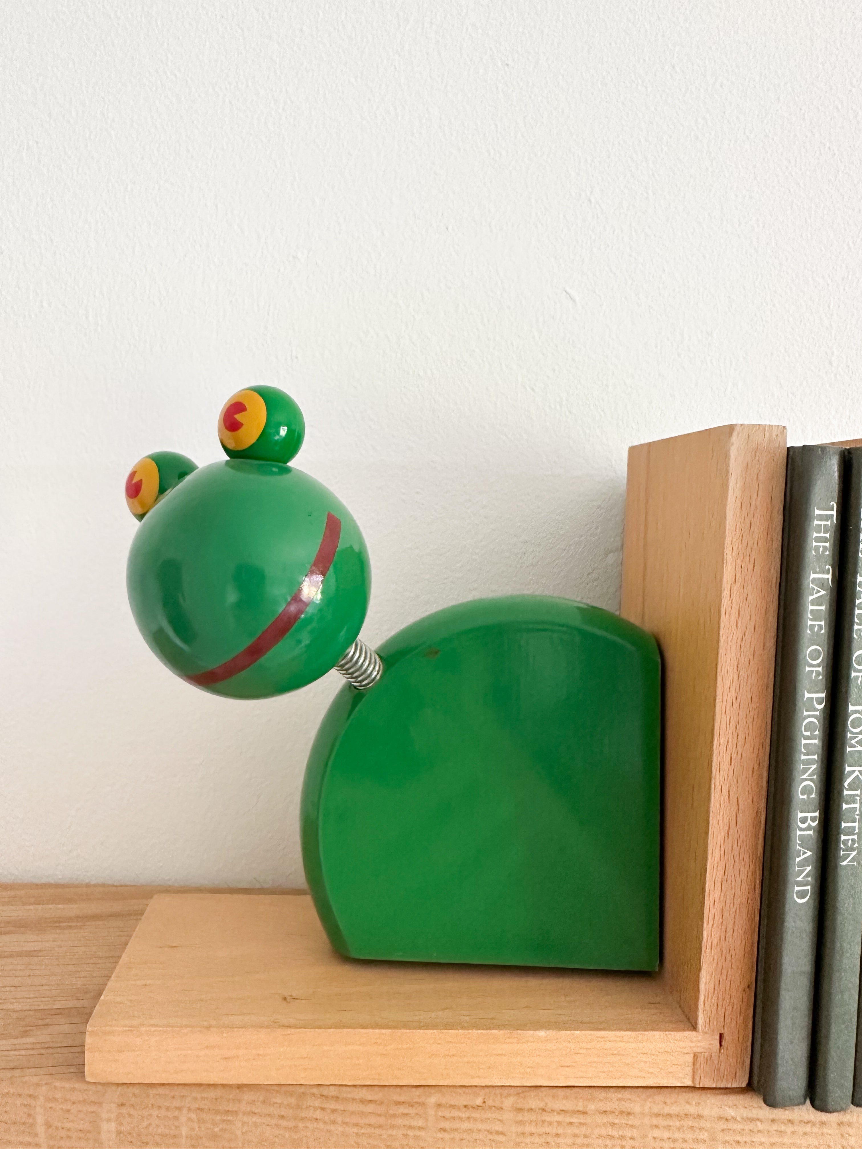 Pair of rare vintage French wooden frog and ladybird/ladybug bookends, red and green, by Vilac - Moppet