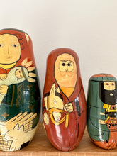 Load image into Gallery viewer, Vintage wooden Christmas nativity Russian Matryoshka dolls - Moppet
