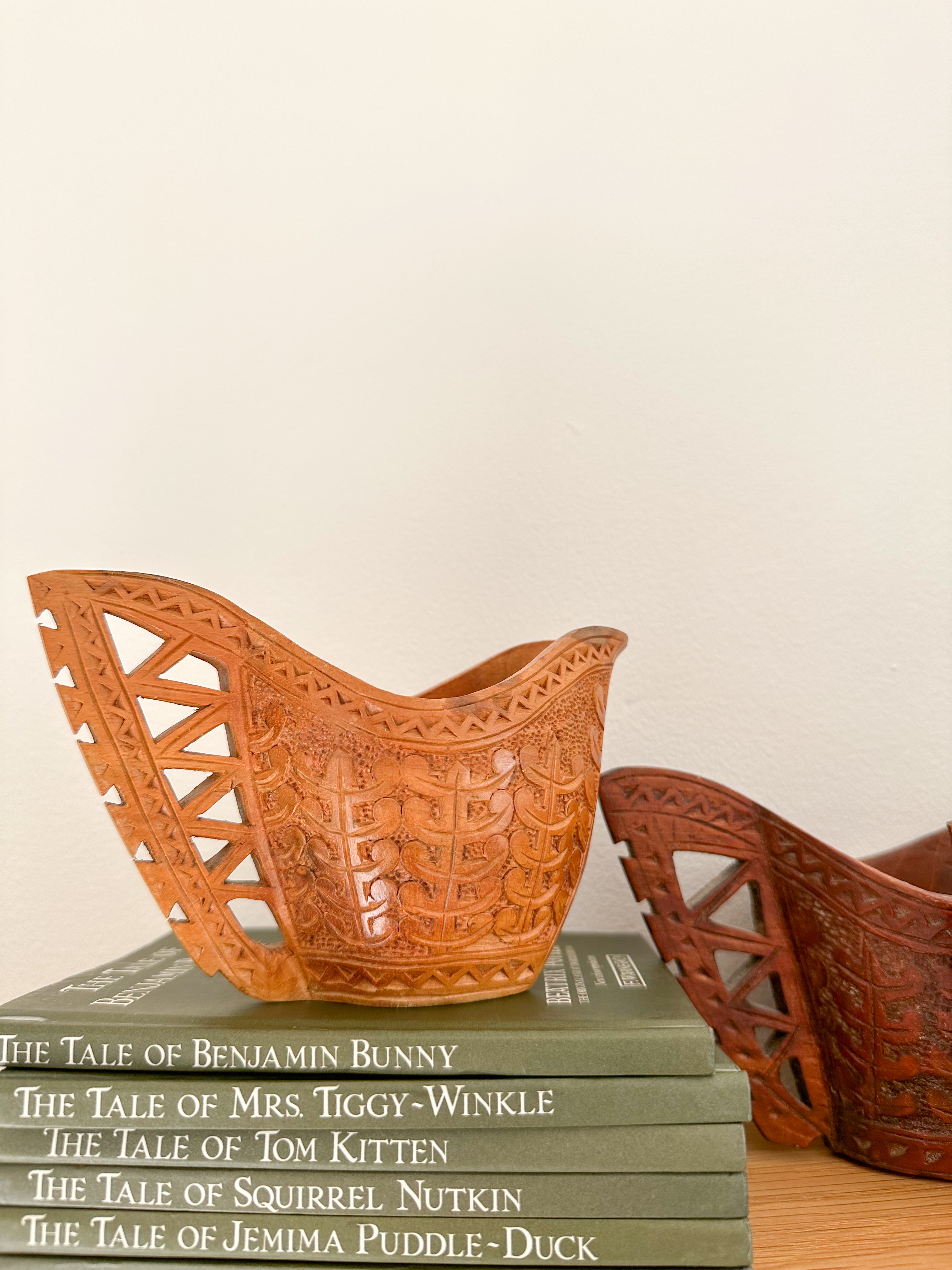 Vintage Scandinavian Kuksa cup hand carved with a stylised acanthus design - Moppet