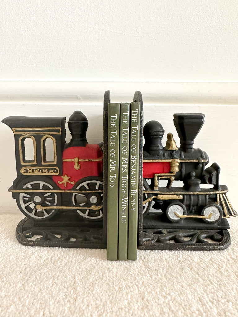 Pair of vintage cast iron train bookends - Moppet