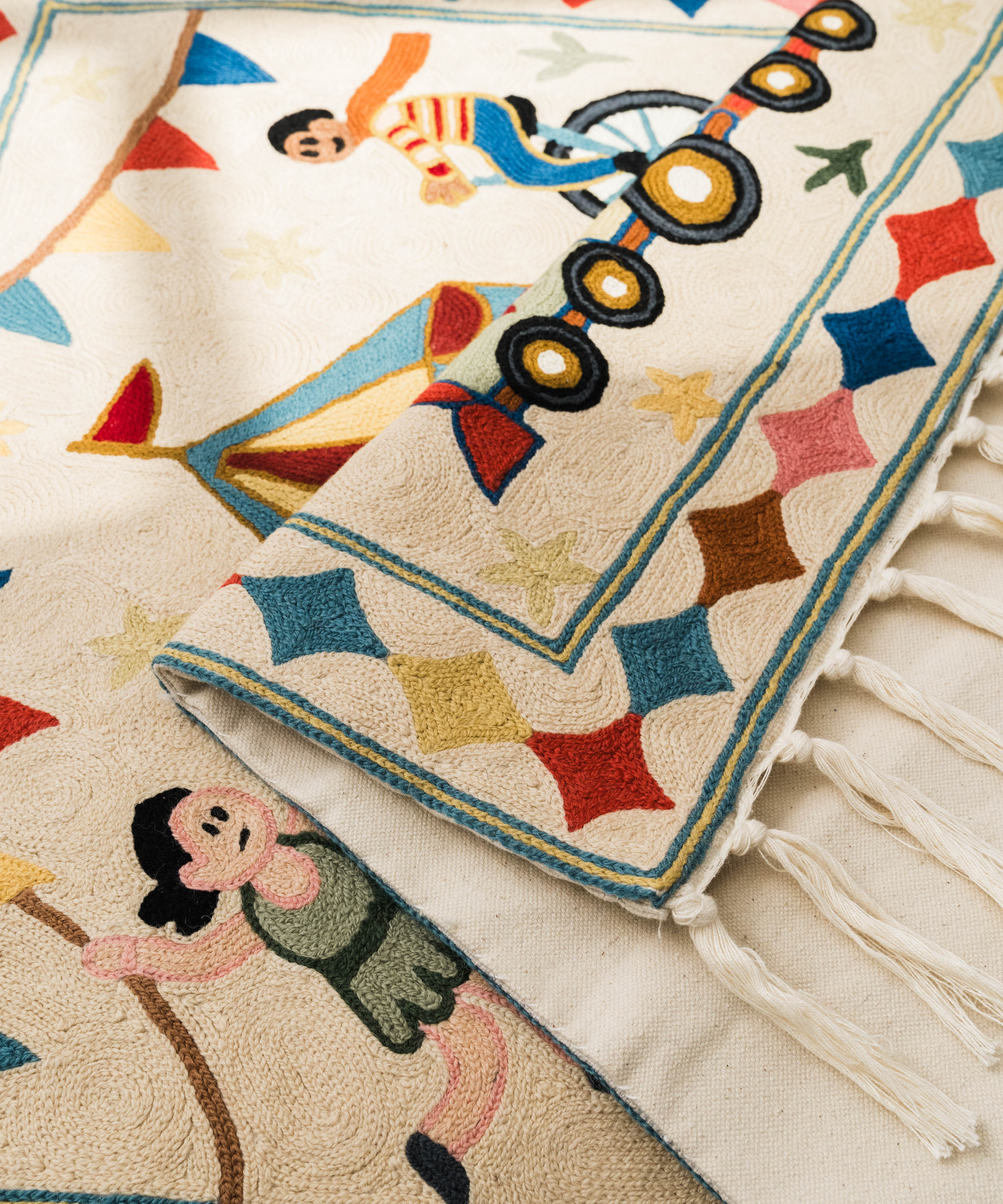 Circus tapestry, Anchar