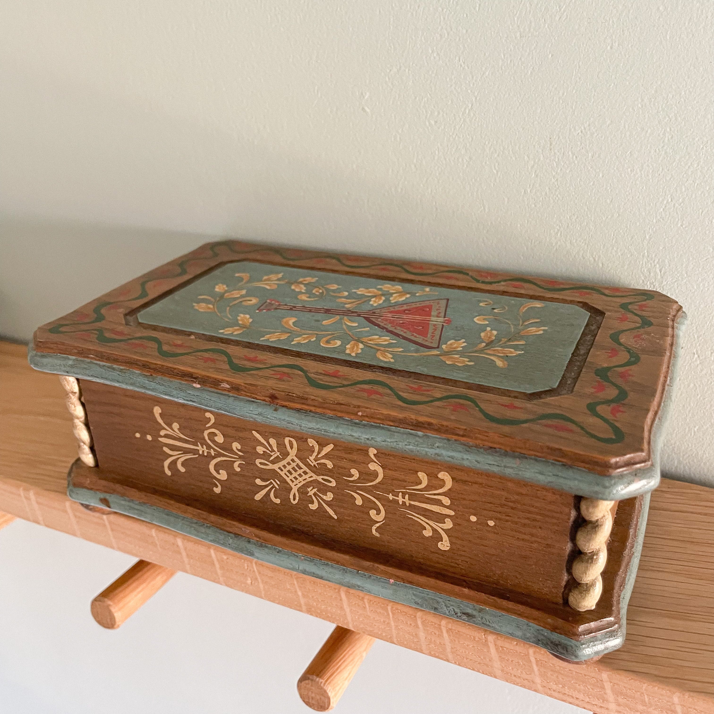 Vintage 1950s Italian hand-carved and painted wooden music box with mandolin motif - Moppet