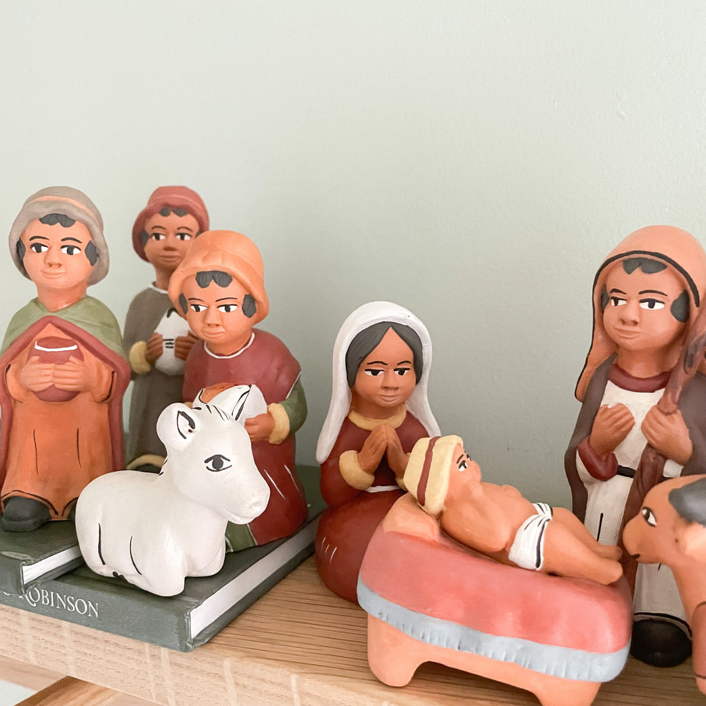 Vintage Peruvian handmade folk art ceramic pottery Christmas nativity set - Moppet