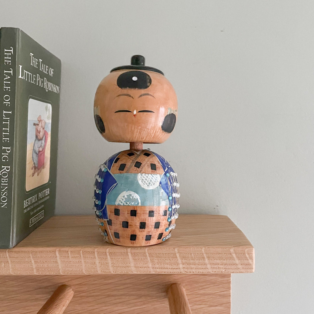 Vintage wooden Japanese Kokeshi doll or ‘bobble head’ doll - Moppet