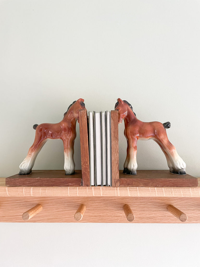 Pair of rare vintage 1960s ceramic china and wooden chestnut brown pony/horse/foal bookends - Moppet