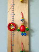 Load image into Gallery viewer, Vintage German beaded character height chart / growth chart / measuring stick, featuring teddy, bugs, frog - Moppet
