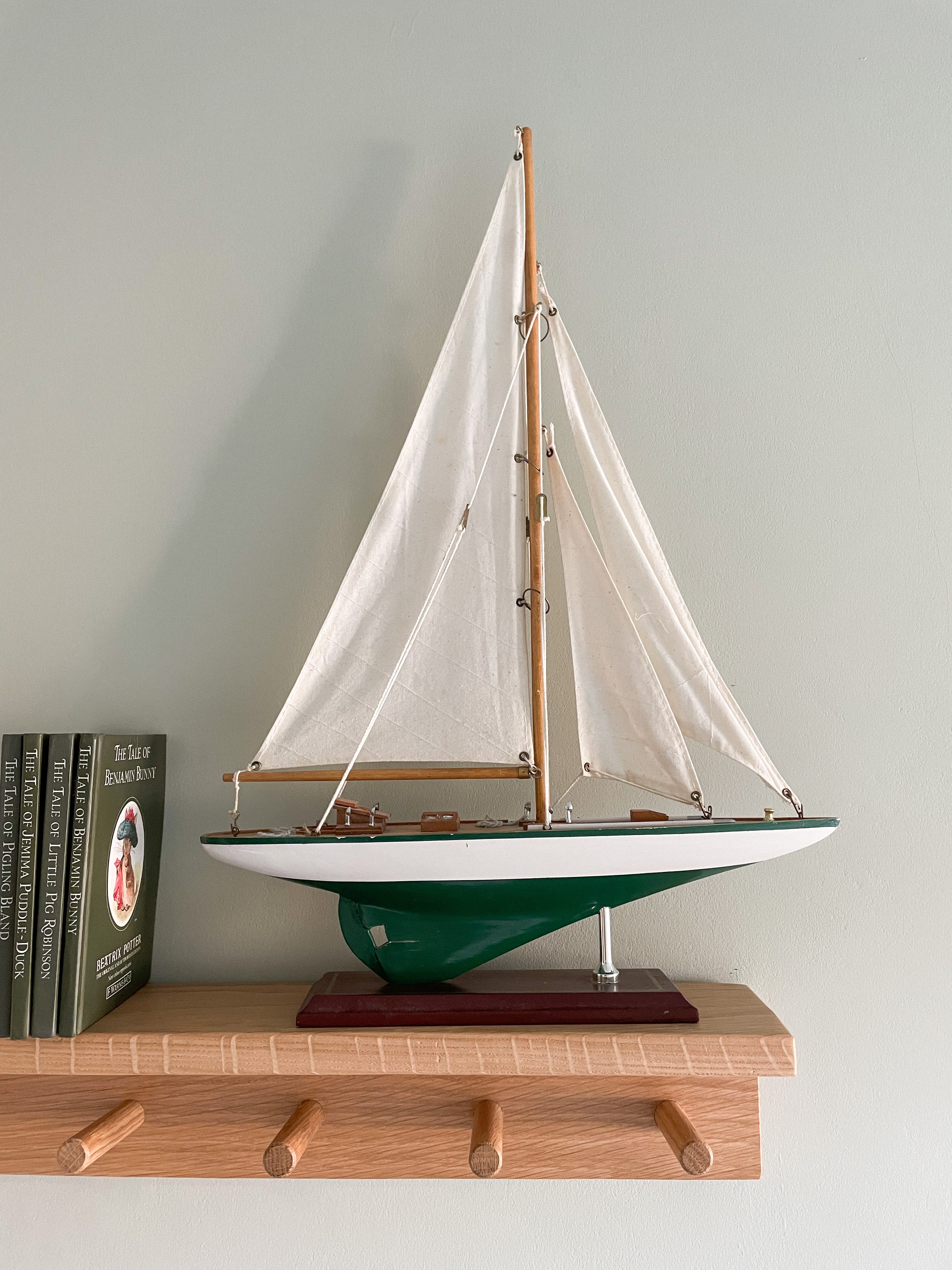 Vintage wooden model sailing boat, yacht or ship - Moppet