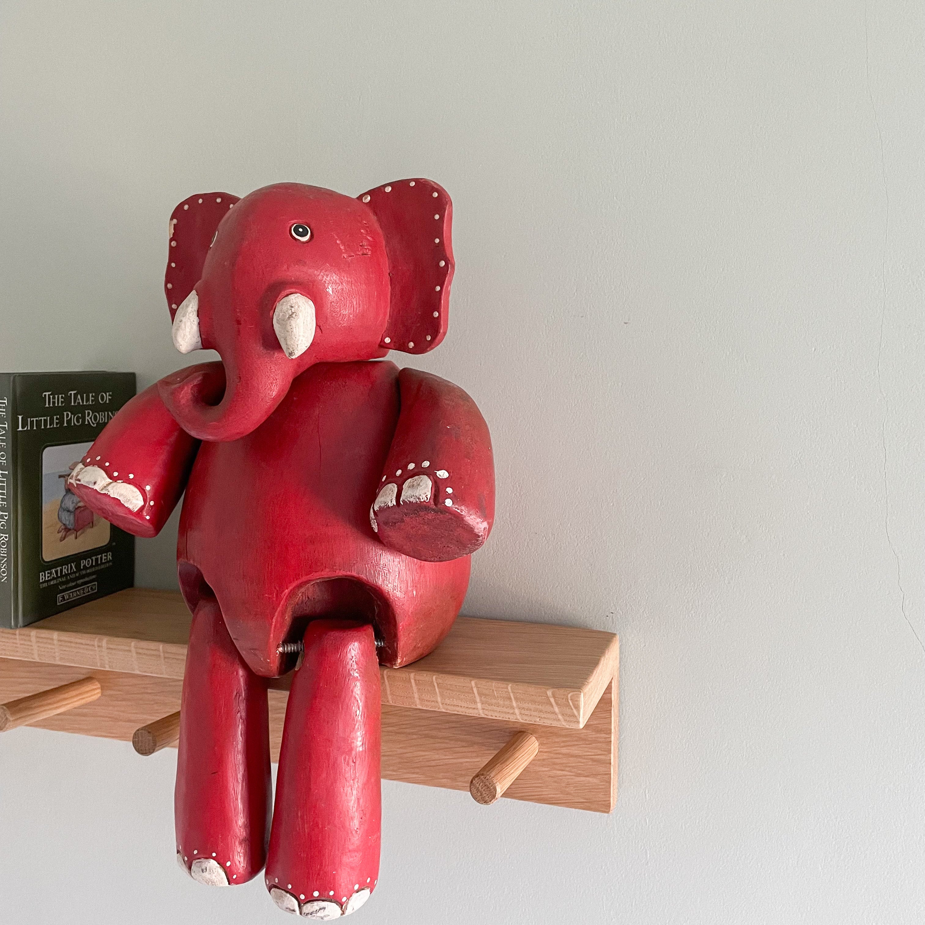 Vintage 1950s handmade solid-wood sitting elephant - Moppet