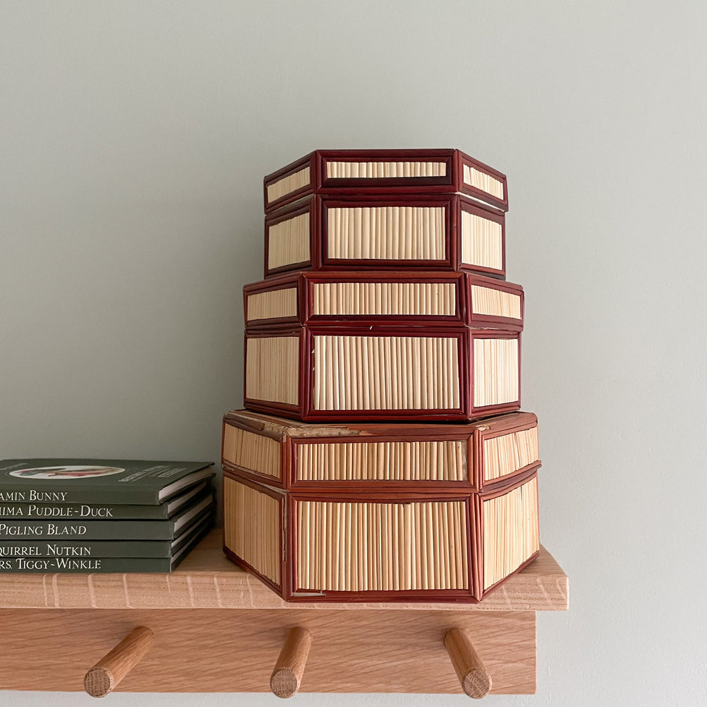 Vintage Chinese hexagonal straw inlaid nesting boxes - Moppet