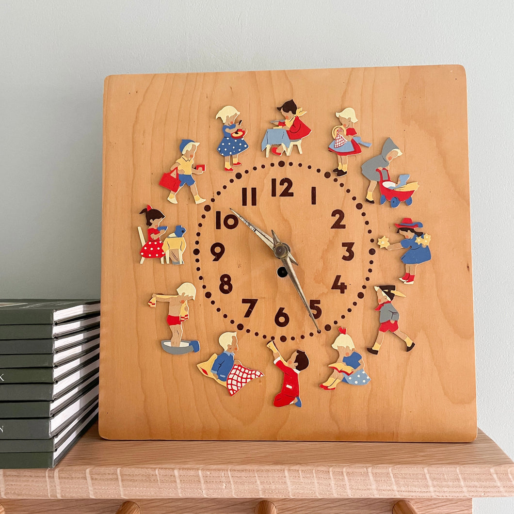 Vintage 1950s German wooden children's wall clock (Mertens Kunst style) - Moppet