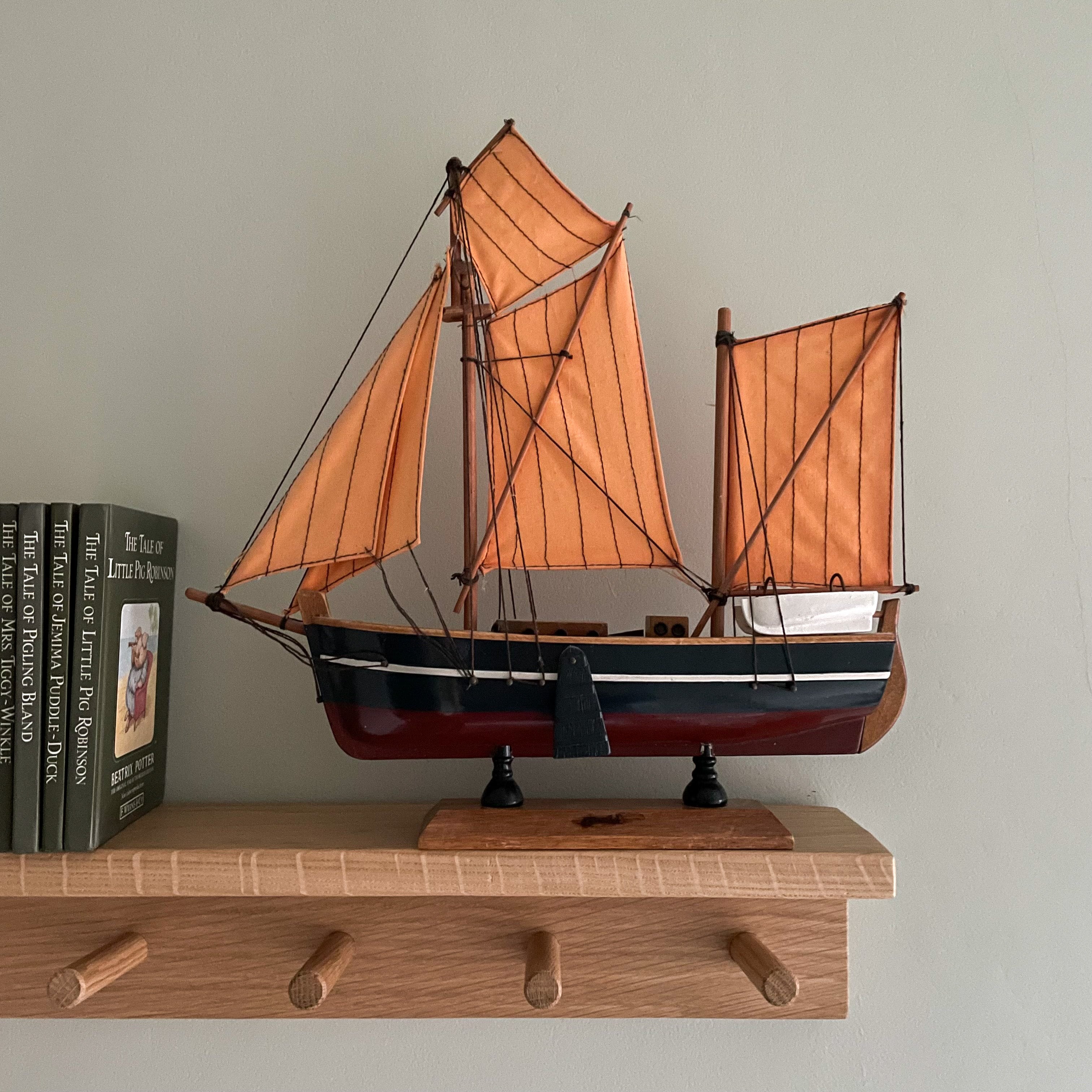 Vintage wooden model sailing boat, yacht or ship - Moppet